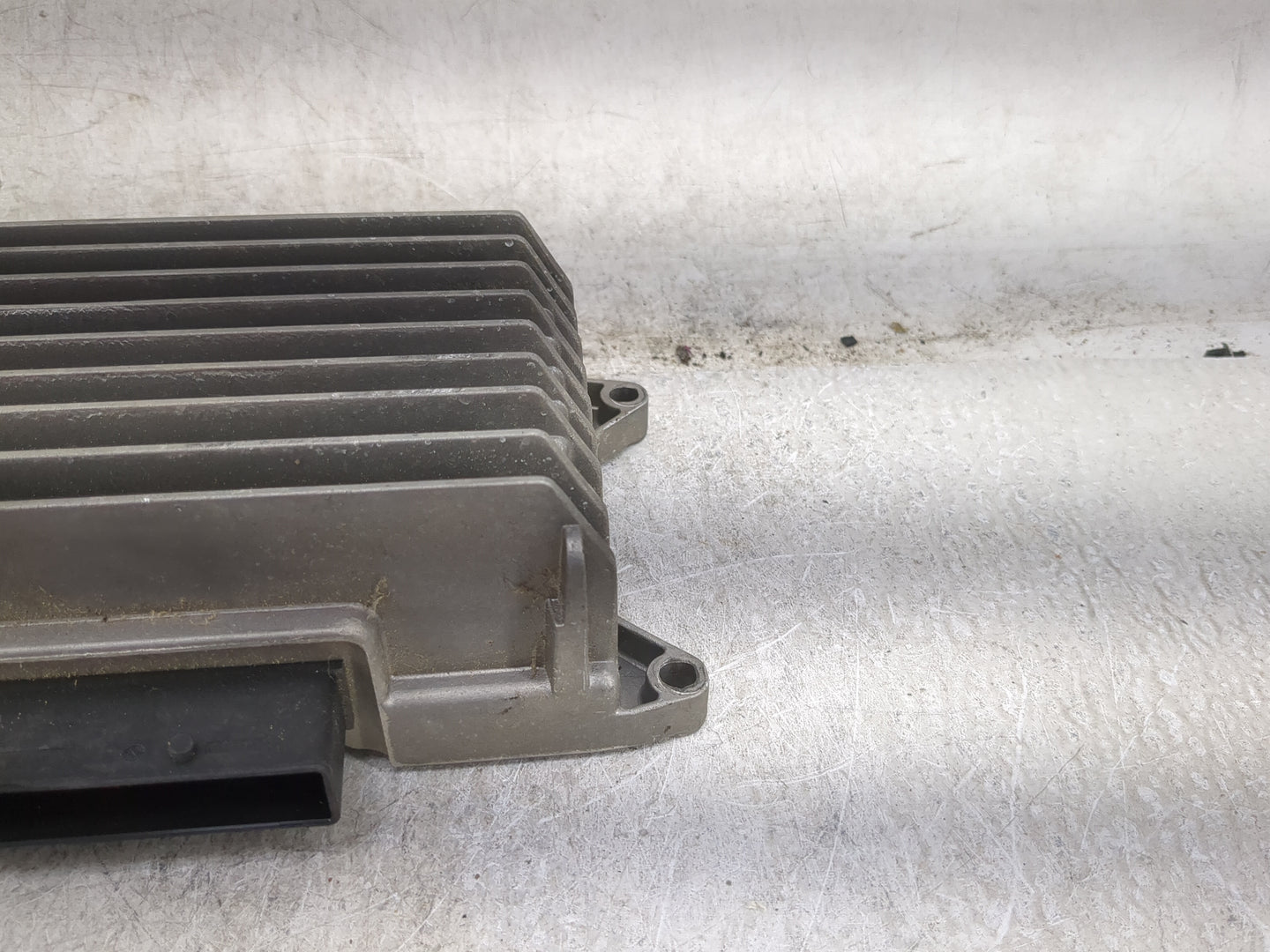 2013-2016 Audi A4 Radio Speaker Amplifier 1456139 - Oemusedautoparts1.com
