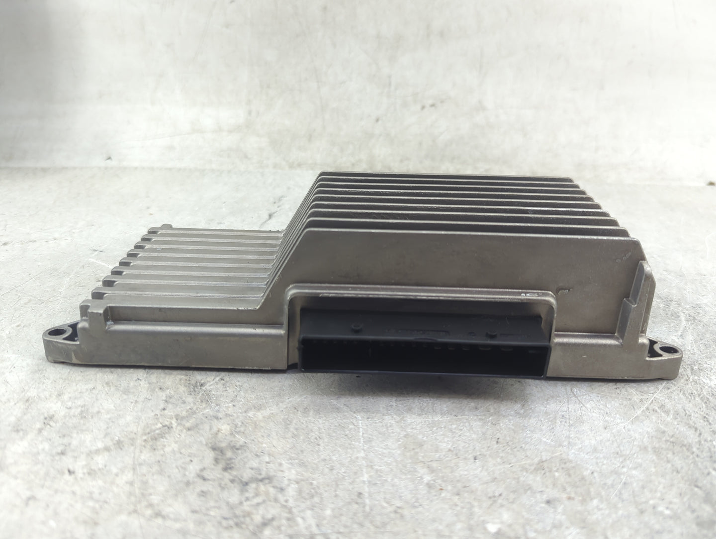 2013-2016 Audi A4 Radio Speaker Amplifier 1456244 - Oemusedautoparts1.com