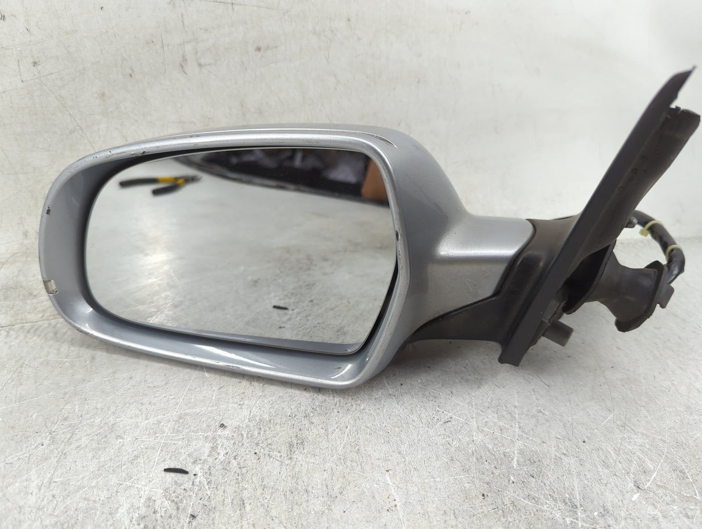 2010-2016 Audi A4 Driver Side View Mirror - Left Door Mirror OEM Used - Oemusedautoparts1.com