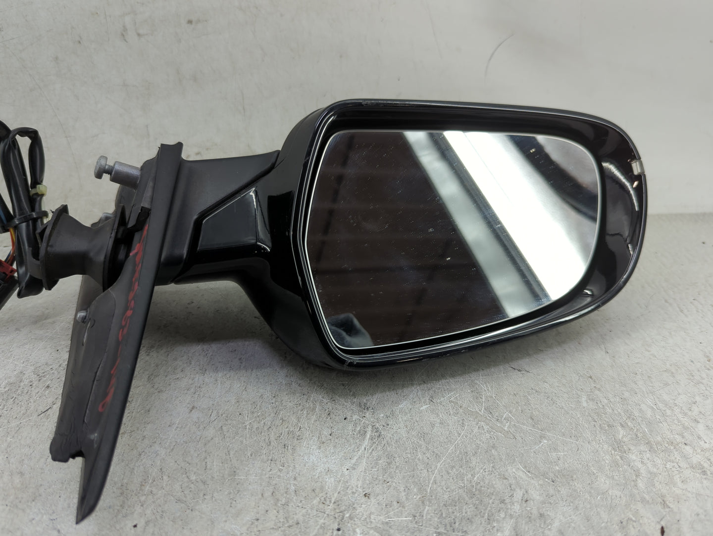 2010-2016 Audi A4 Driver Side View Mirror - Left Door Mirror OEM Used - Oemusedautoparts1.com