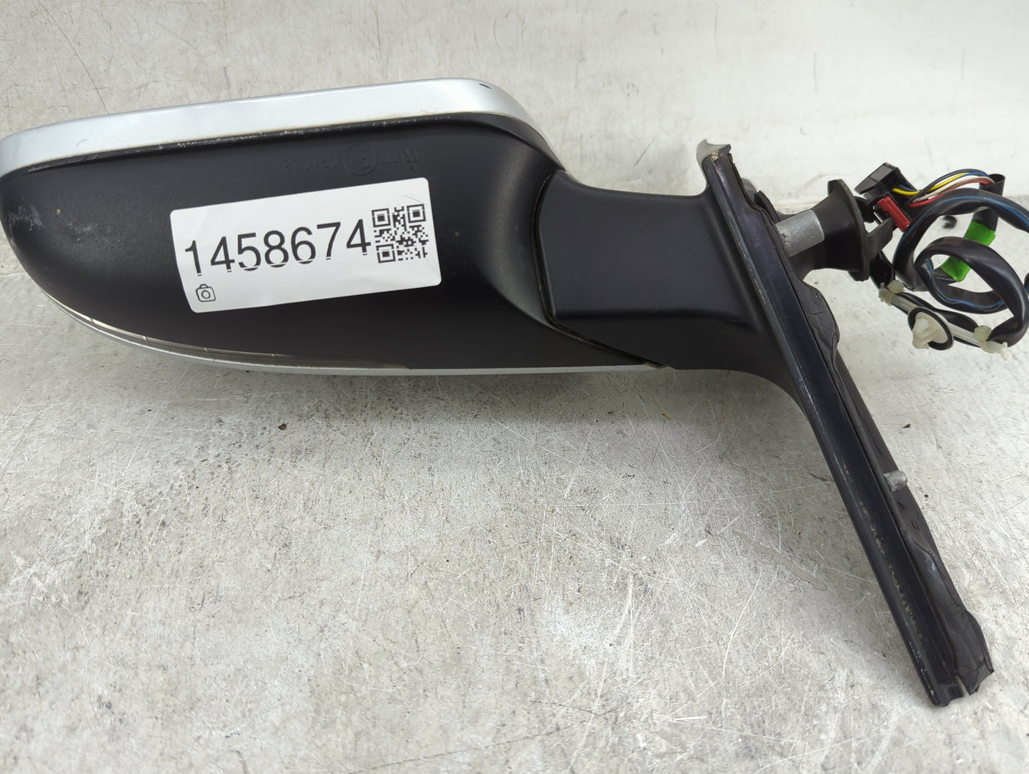 2010-2016 Audi A4 Driver Side View Mirror - Left Door Mirror OEM Used - Oemusedautoparts1.com