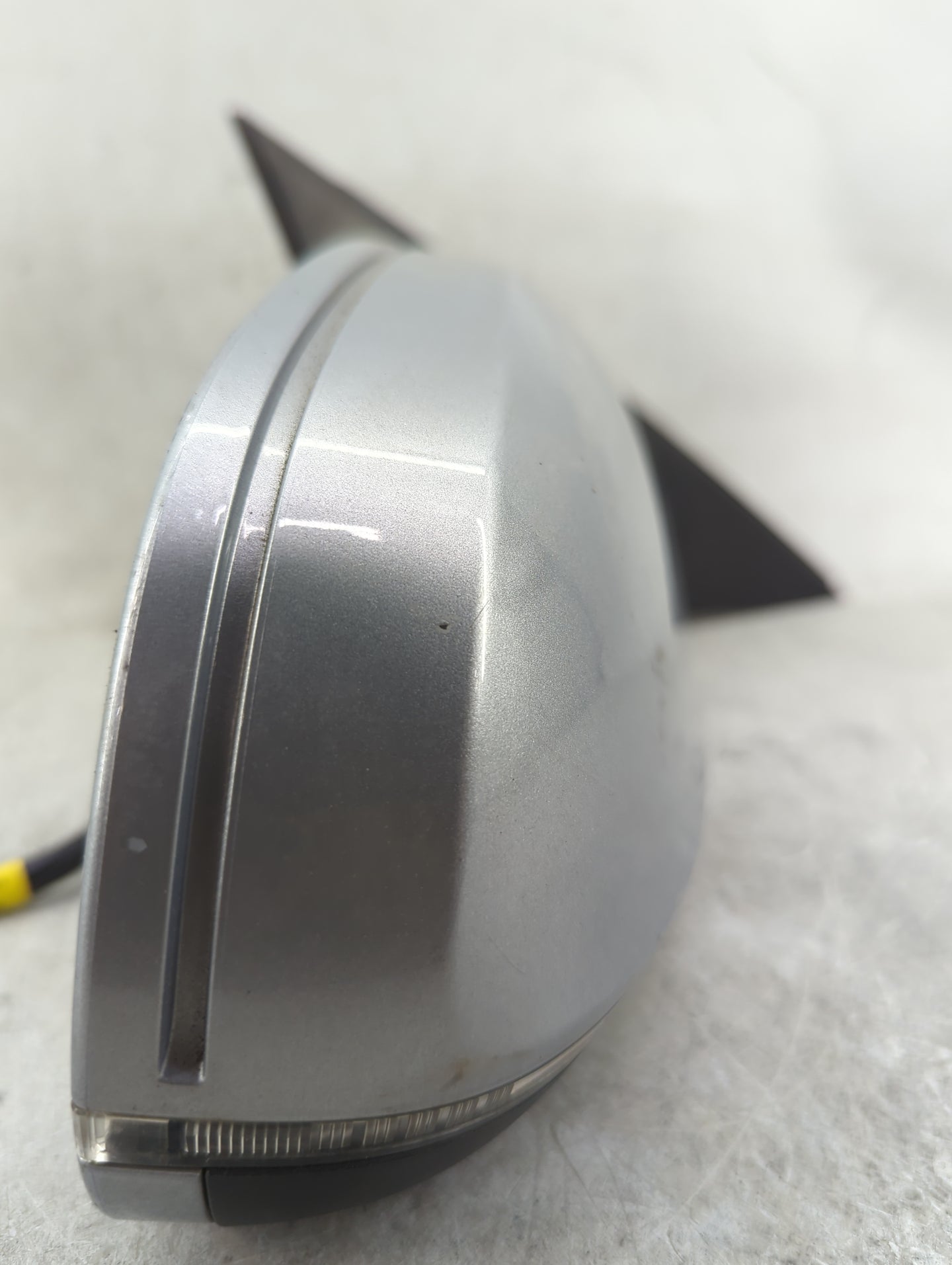 2010-2016 Audi A4 Passenger Side View Mirror - Right Door Mirror OEM Used - Oemusedautoparts1.com