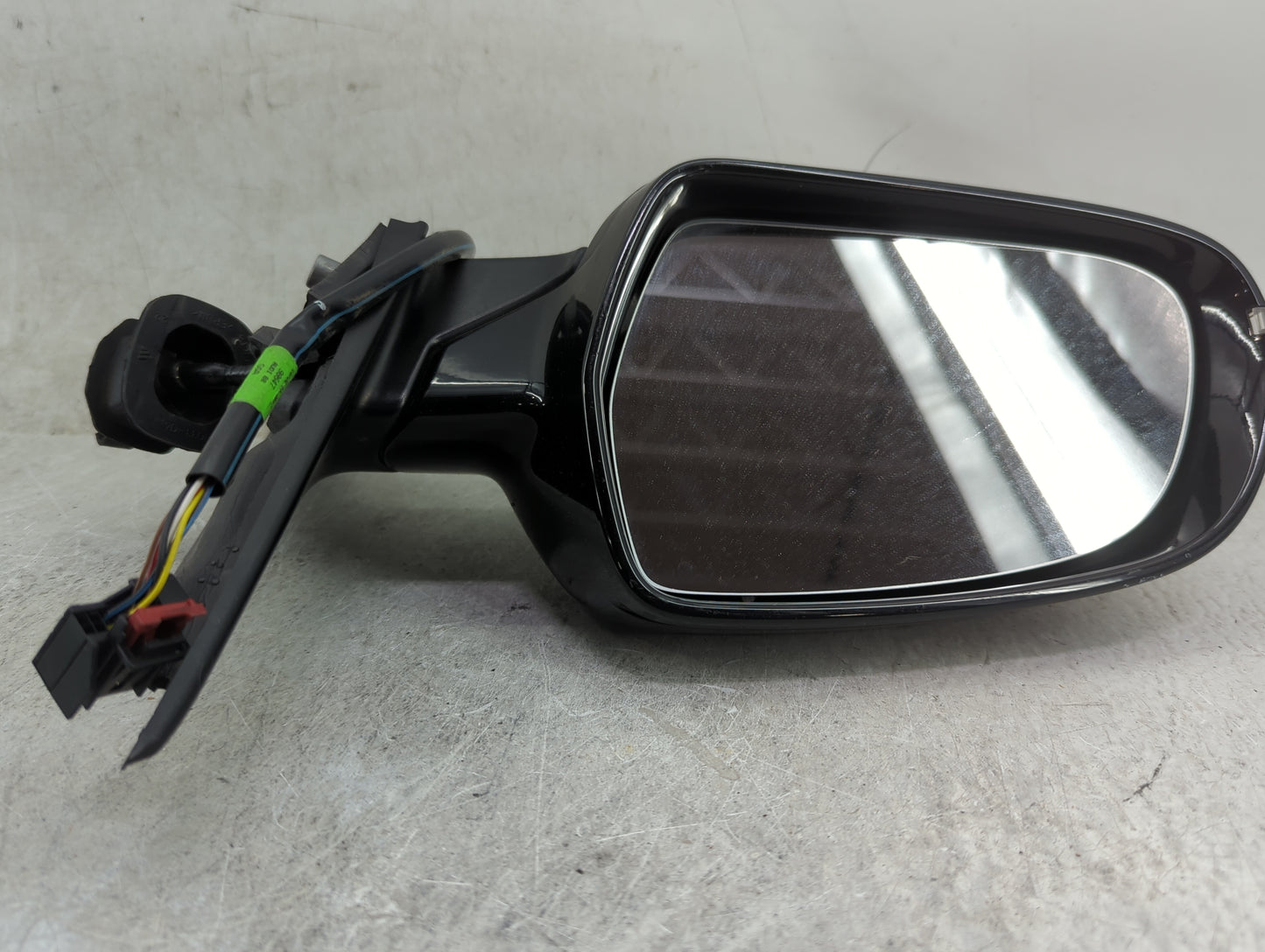 2010-2016 Audi A4 Driver Side View Mirror - Left Door Mirror OEM Used - Oemusedautoparts1.com
