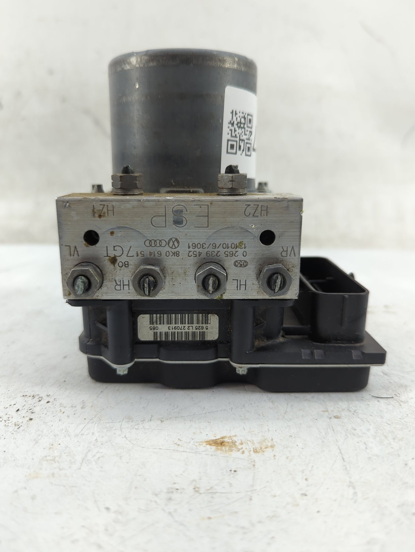 2014-2016 Audi A4 ABS Pump Control Module Replacement P/N:8K0 907 379 CN Fits Fits 2014 2015 2016 OEM Used Auto Parts - Oemu
