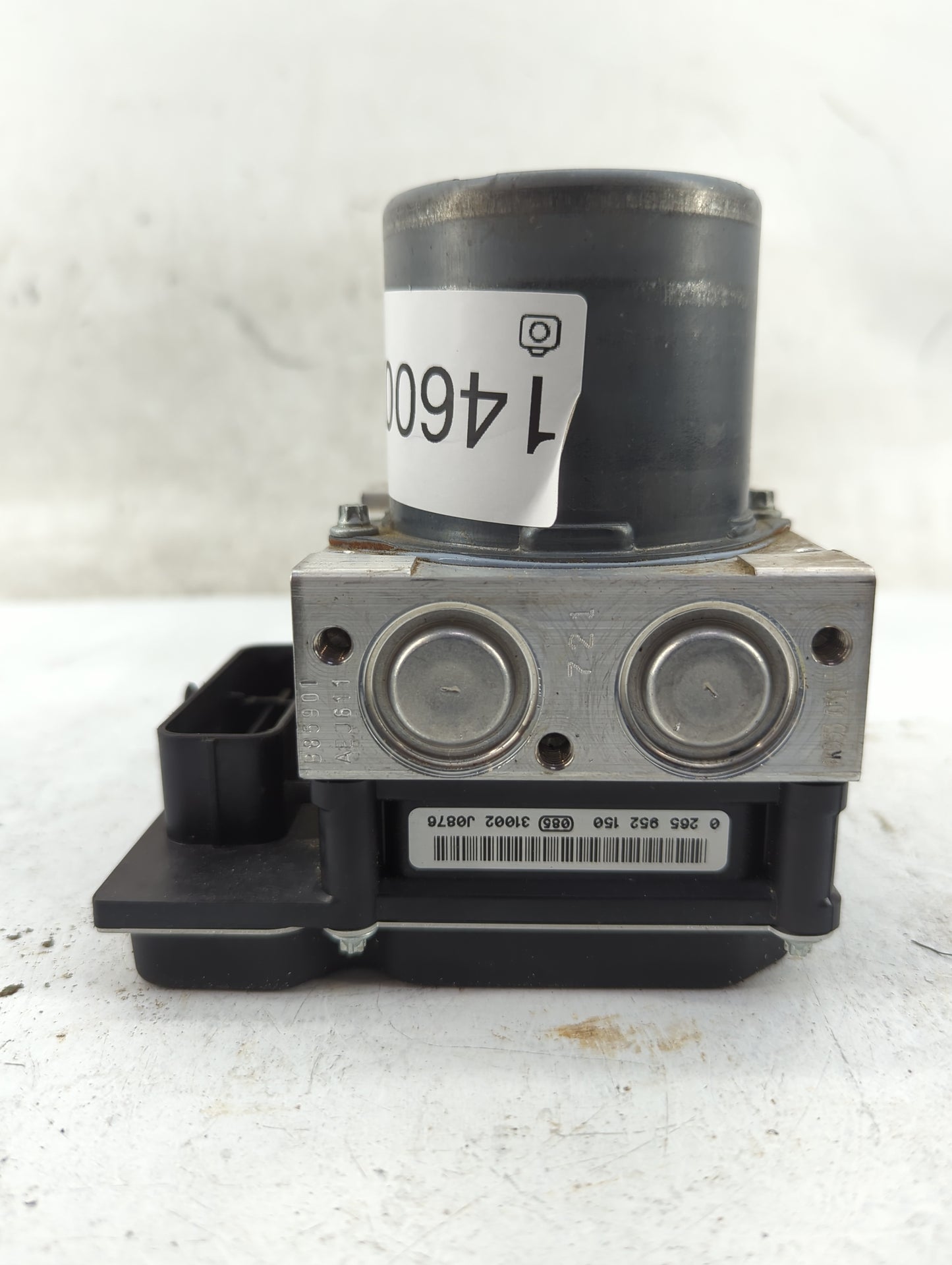 2014-2016 Audi A4 ABS Pump Control Module Replacement P/N:8K0 907 379 CN Fits Fits 2014 2015 2016 OEM Used Auto Parts - Oemu