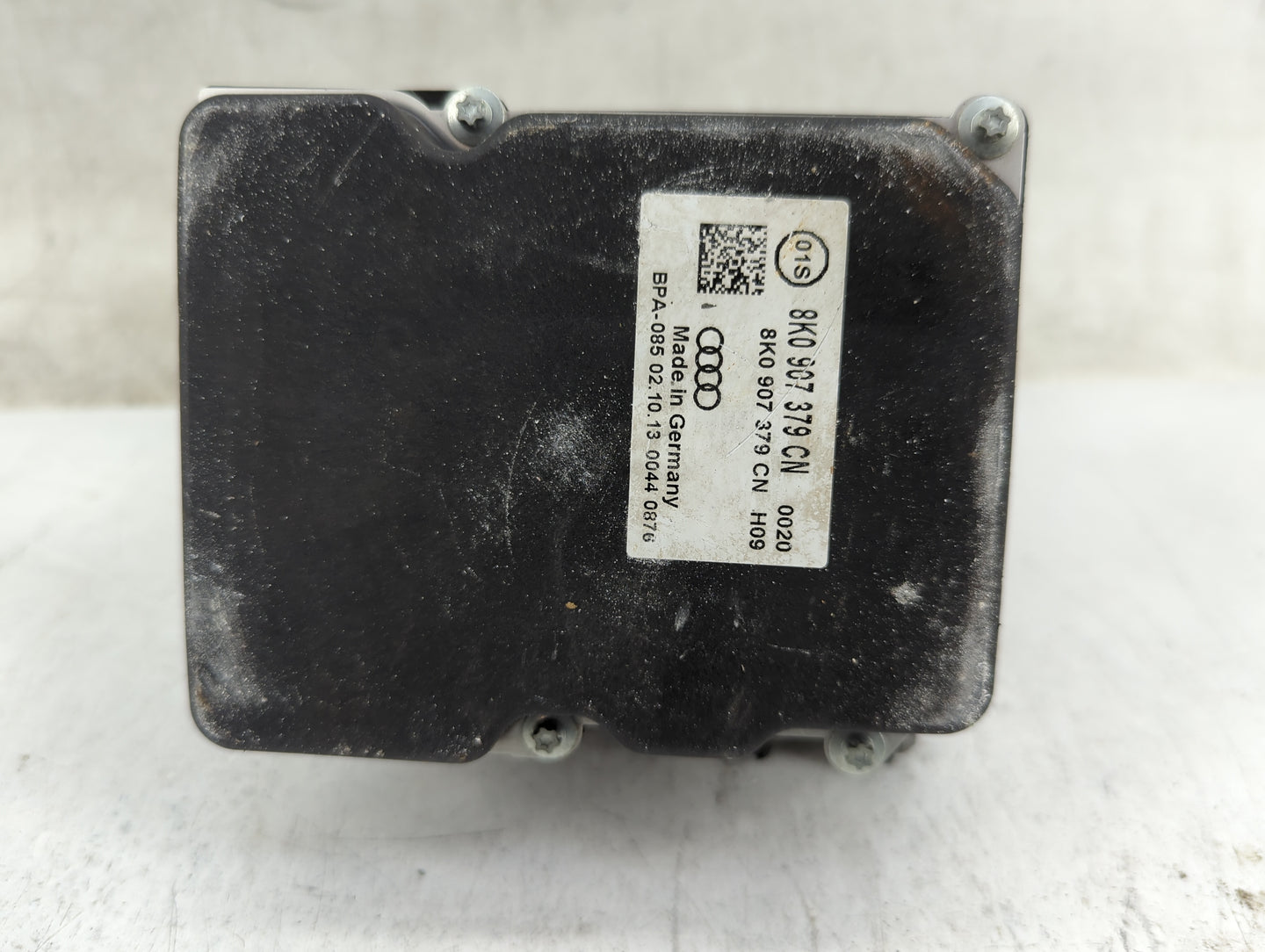 2014-2016 Audi A4 ABS Pump Control Module Replacement P/N:8K0 907 379 CN Fits Fits 2014 2015 2016 OEM Used Auto Parts - Oemu
