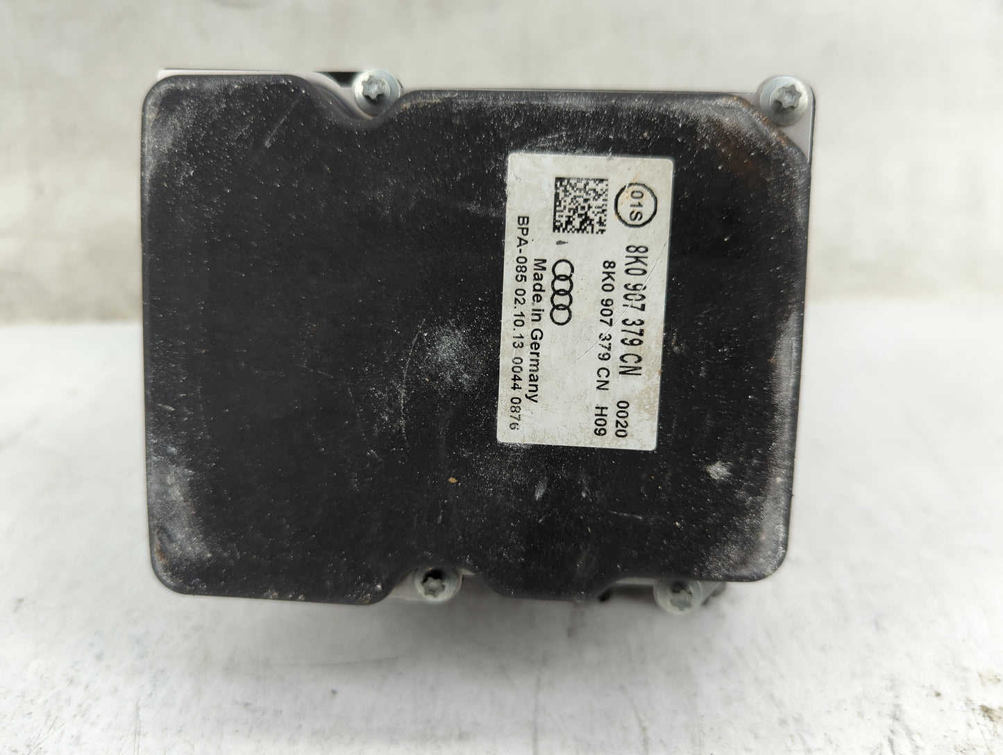 2014-2016 Audi A4 ABS Pump Control Module Replacement P/N:8K0 907 379 CN Fits Fits 2014 2015 2016 OEM Used Auto Parts - Oemu