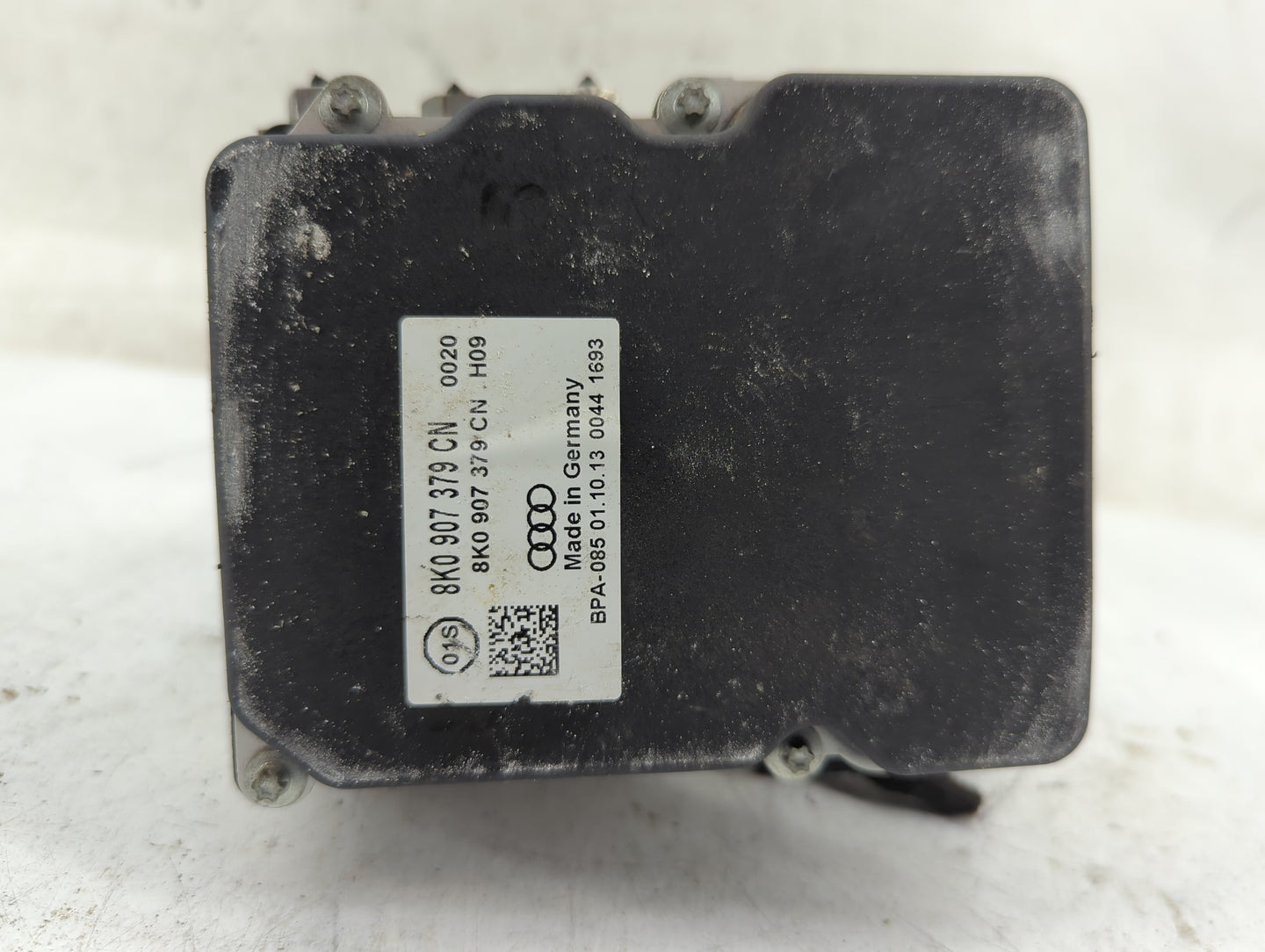 2014-2016 Audi A4 ABS Pump Control Module Replacement P/N:8K0 907 379 CN Fits Fits 2014 2015 2016 OEM Used Auto Parts - Oemu