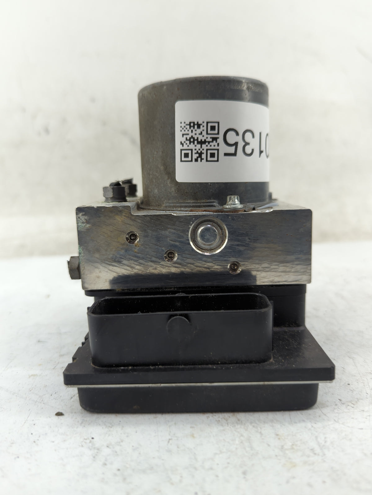 2014-2016 Audi A4 Anti-Lock Brake ABS Pump Module Actuator OEM P/N:8K0 907 379 CN Fits Fits 2014 2015 2016 OEM Used Auto Par