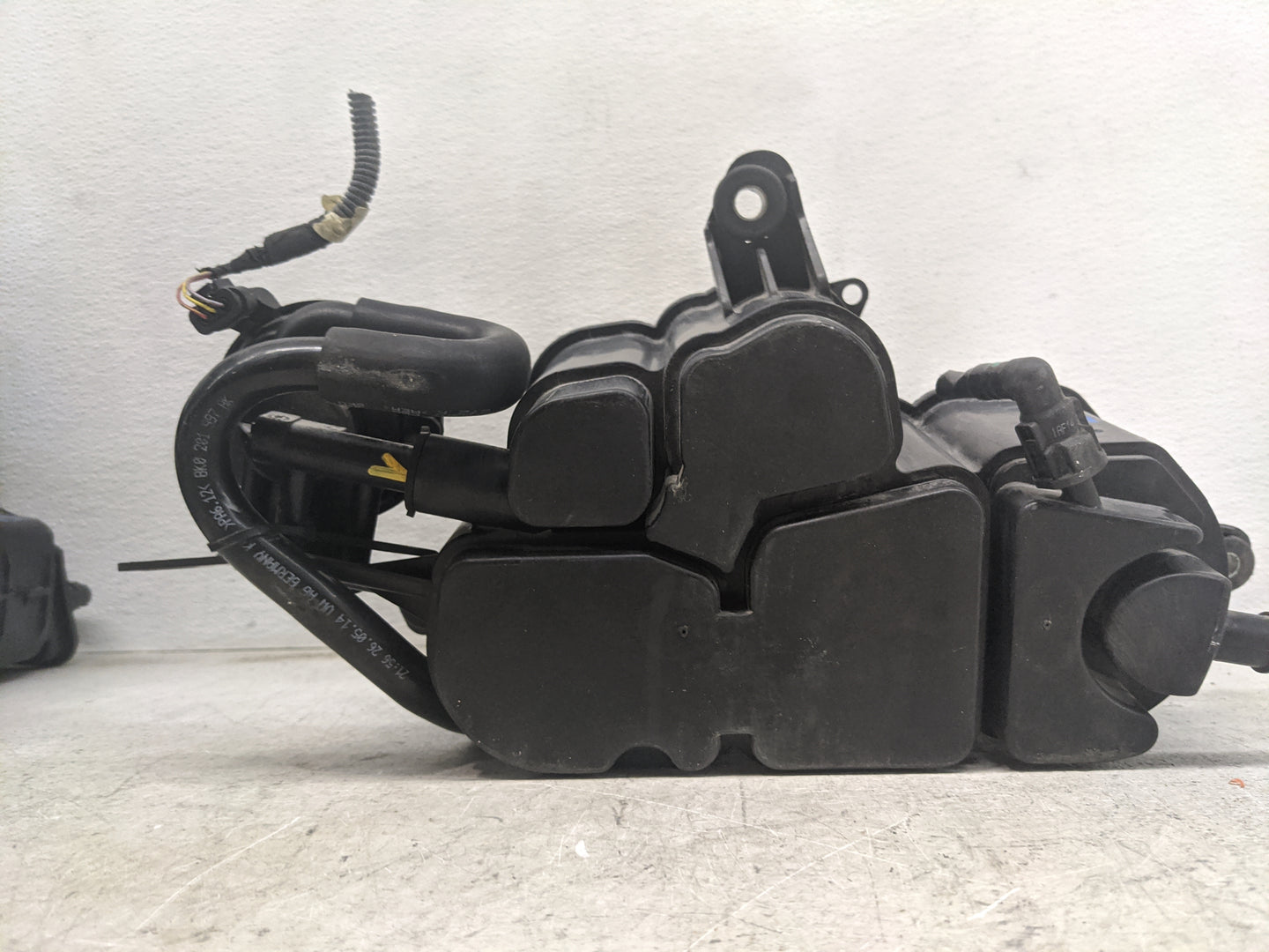2015 Audi A4 Fuel Vapor Charcoal Canister - Oemusedautoparts1.com
