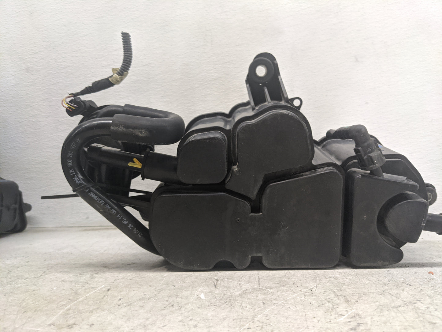 2015 Audi A4 Fuel Vapor Charcoal Canister - Oemusedautoparts1.com