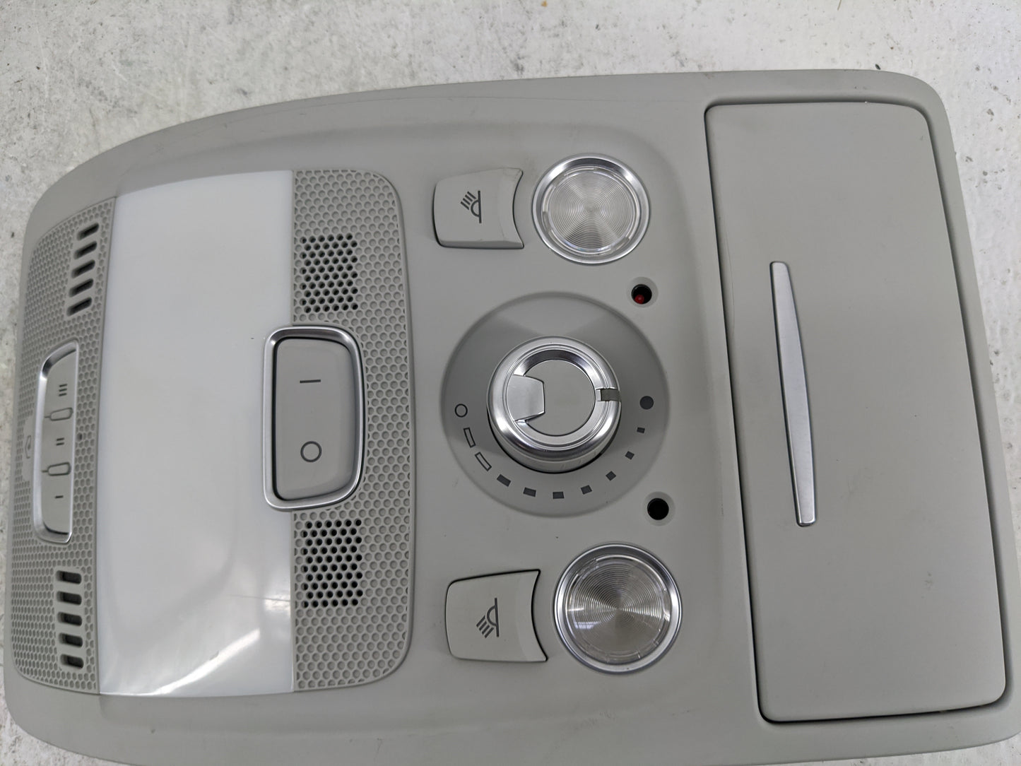 2013-2015 Audi A4 Overhead Console W/rear Climate Control Light Gray - Oemusedautoparts1.com