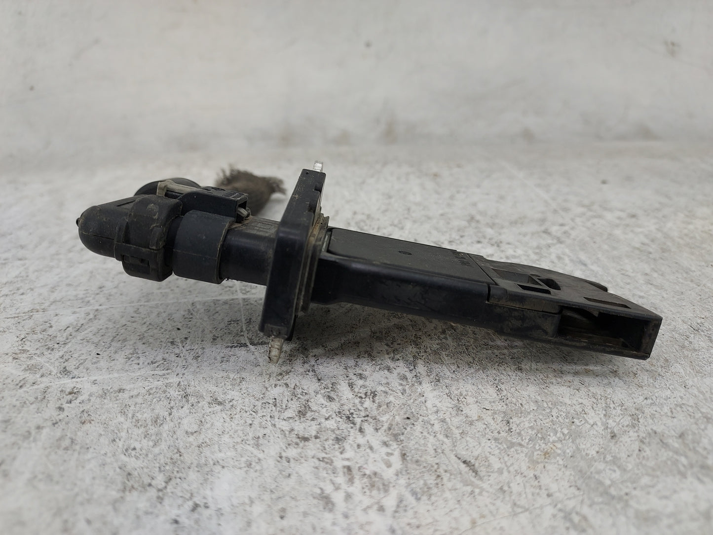 2013-2016 Audi A4 Mass Air Flow Meter Maf 1486129 - Oemusedautoparts1.com