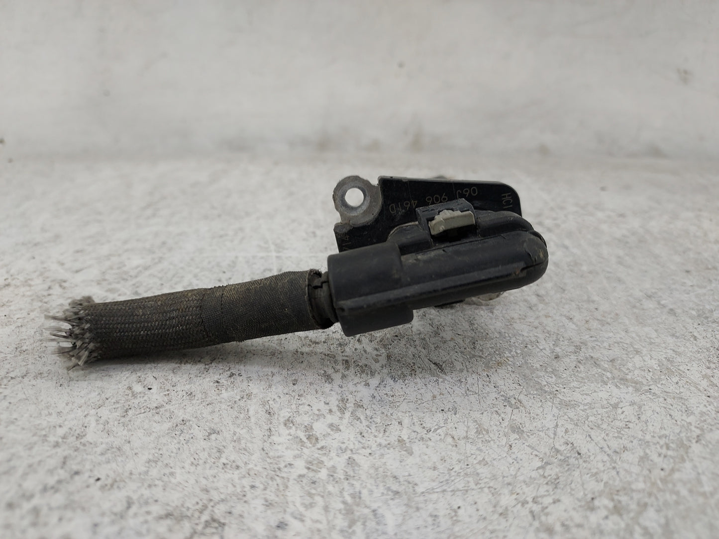 2013-2016 Audi A4 Mass Air Flow Meter Maf 1486129 - Oemusedautoparts1.com