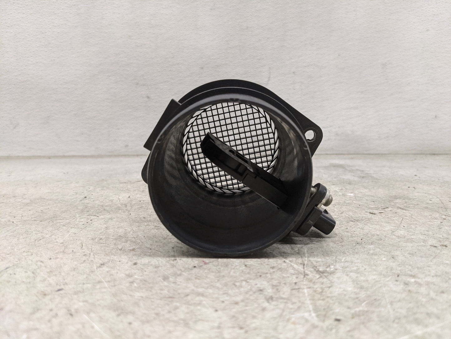 2013-2016 Audi A4 Mass Air Flow Meter Maf 1486272 - Oemusedautoparts1.com