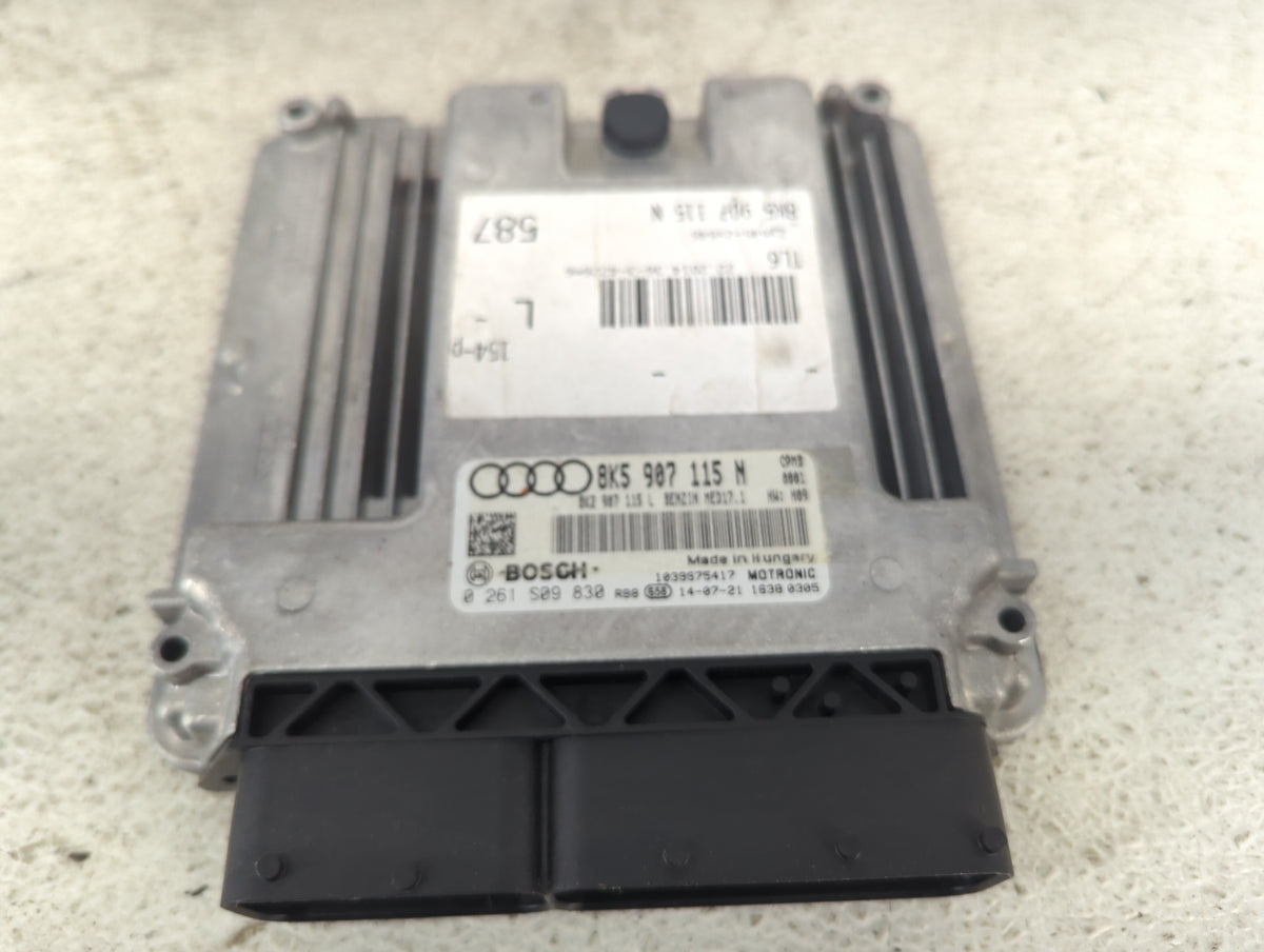 2015 Audi A4 PCM Engine Control Computer ECU ECM PCU OEM P/N:8K5 907 115 N 8K2 907 115 L, 0 261 S09 830 Fits OEM Used Auto P