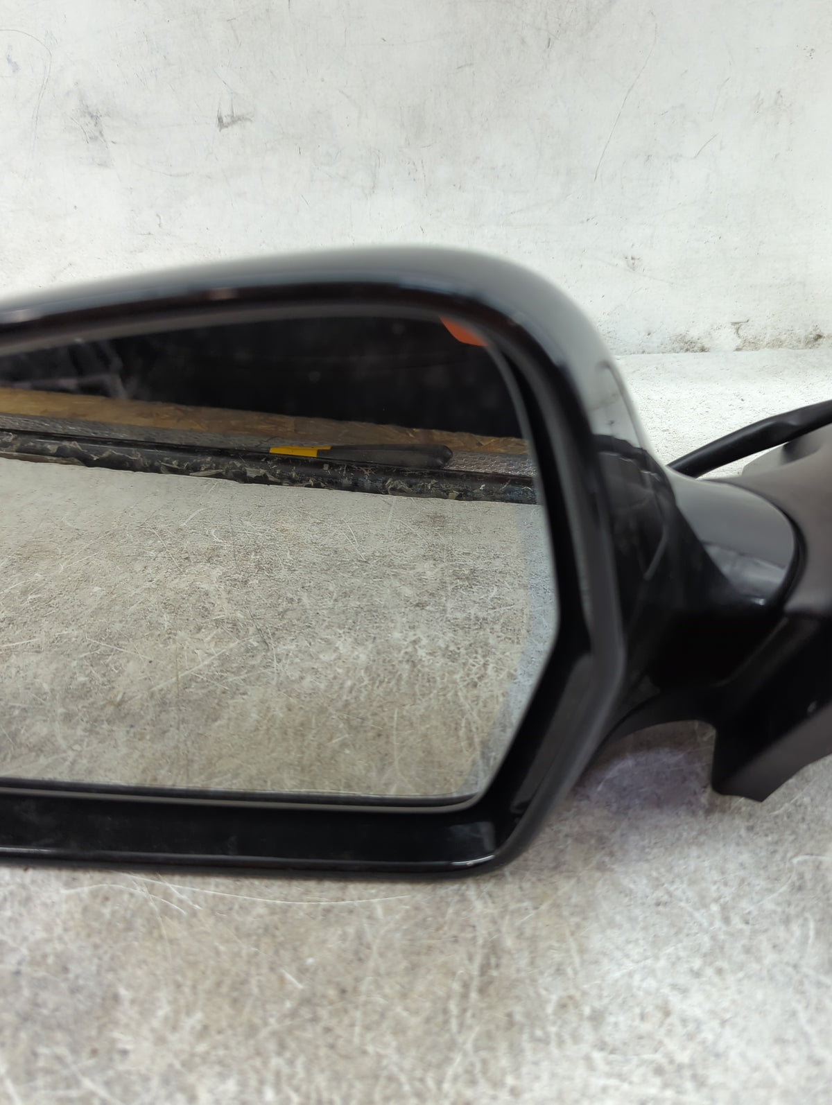 2009 Audi A4 Driver Side View Mirror - Left Door Mirror OEM Used - Oemusedautoparts1.com