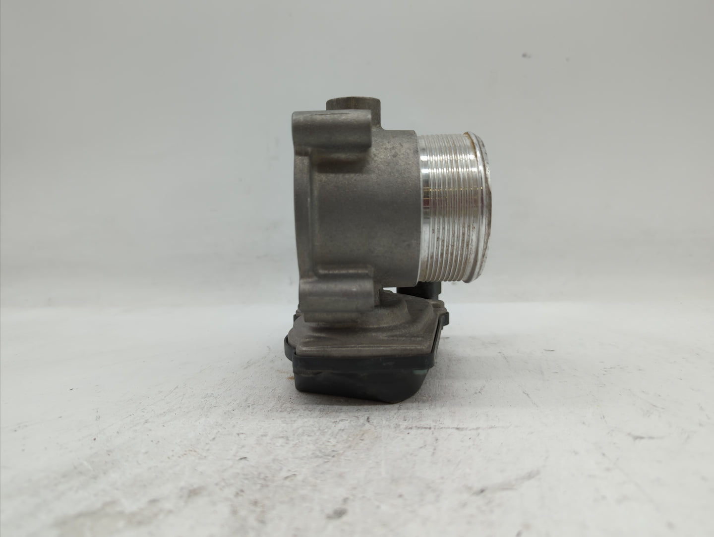 2005-2016 Audi A4 Throttle Body P/N:06F 133 062 G 06F 133 062 Q Fits OEM Used Auto Parts - Oemusedautoparts1.com