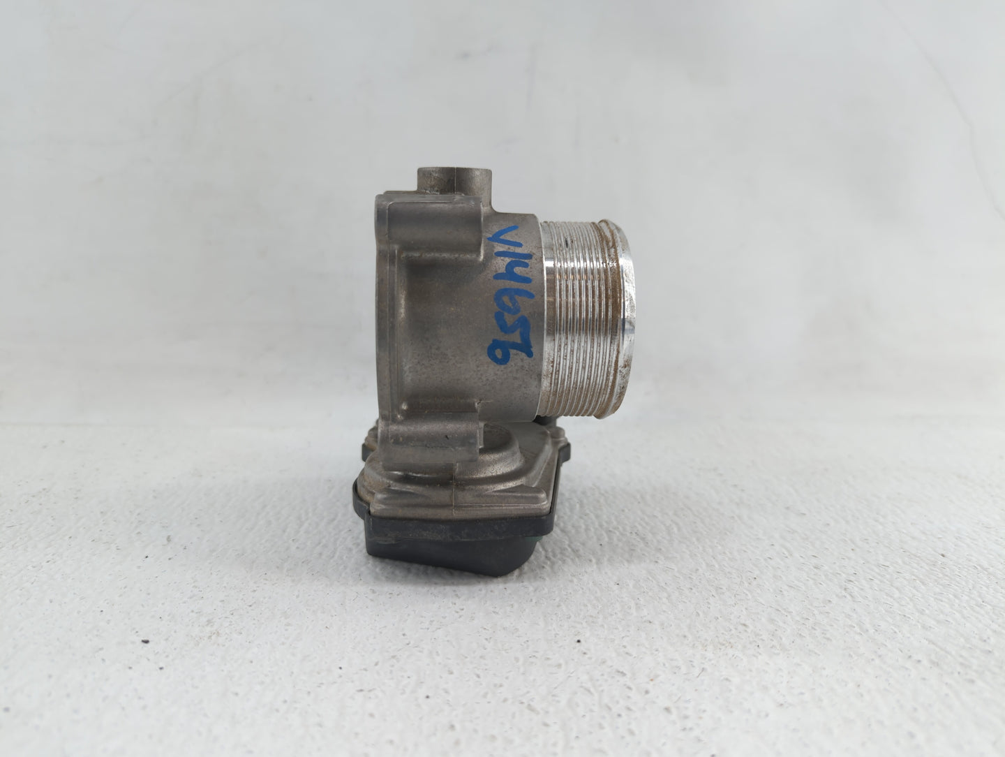 2005-2016 Audi A4 Throttle Body P/N:06F 133 062 G 06F 133 062 Q Fits OEM Used Auto Parts - Oemusedautoparts1.com