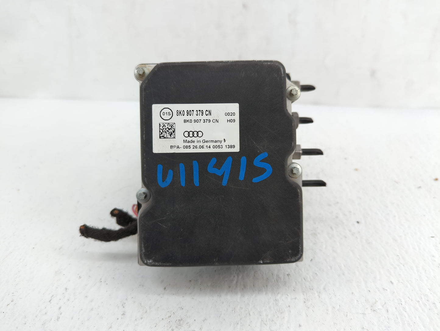 2014-2016 Audi A4 ABS Pump Control Module Replacement P/N:8K0 614 517 GT 0 265 239 452 Fits Fits 2014 2015 2016 OEM Used Aut