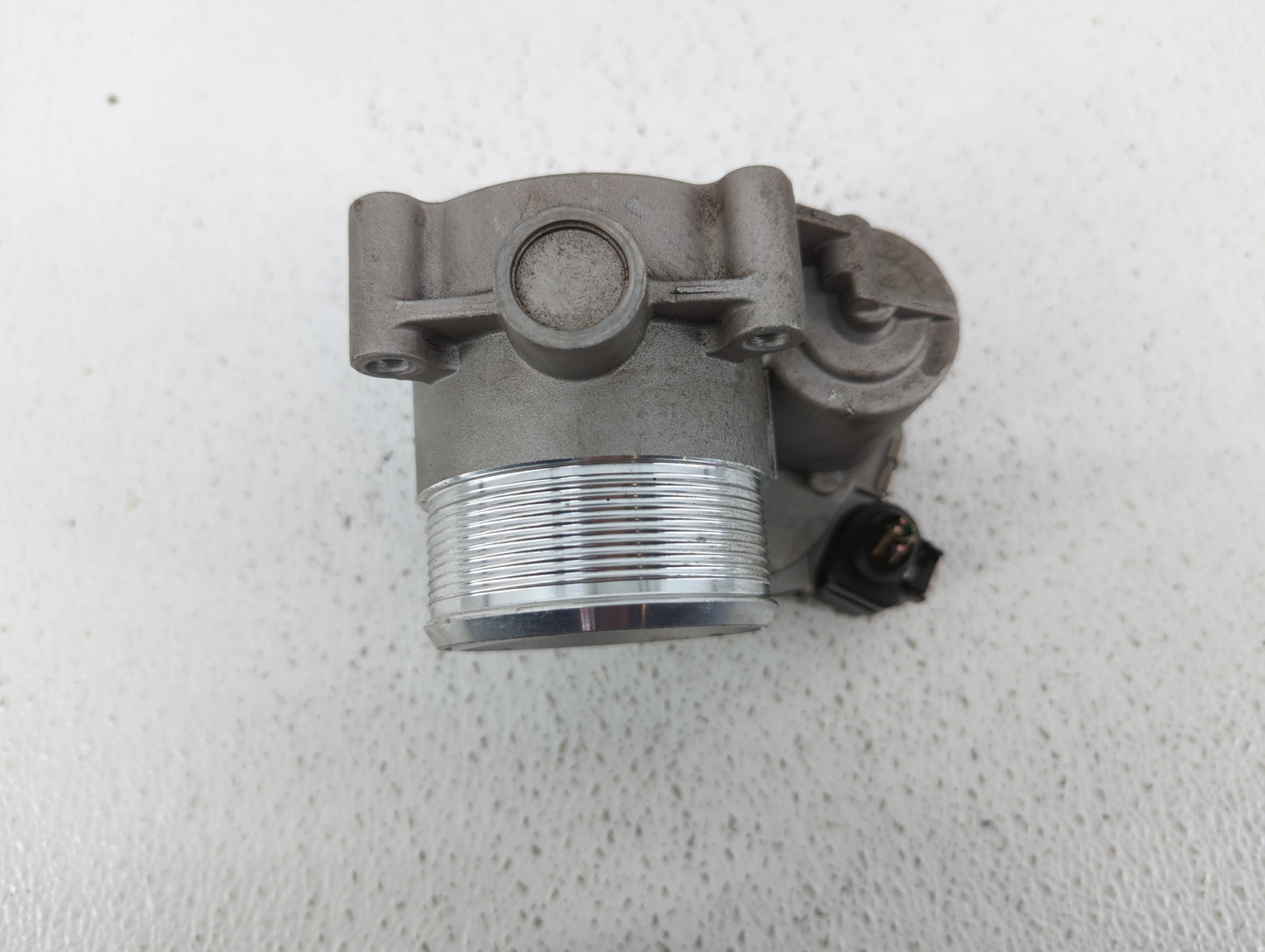2005-2016 Audi A4 Throttle Body P/N:06F 133 062 Q 06F 133 062 J Fits OEM Used Auto Parts - Oemusedautoparts1.com