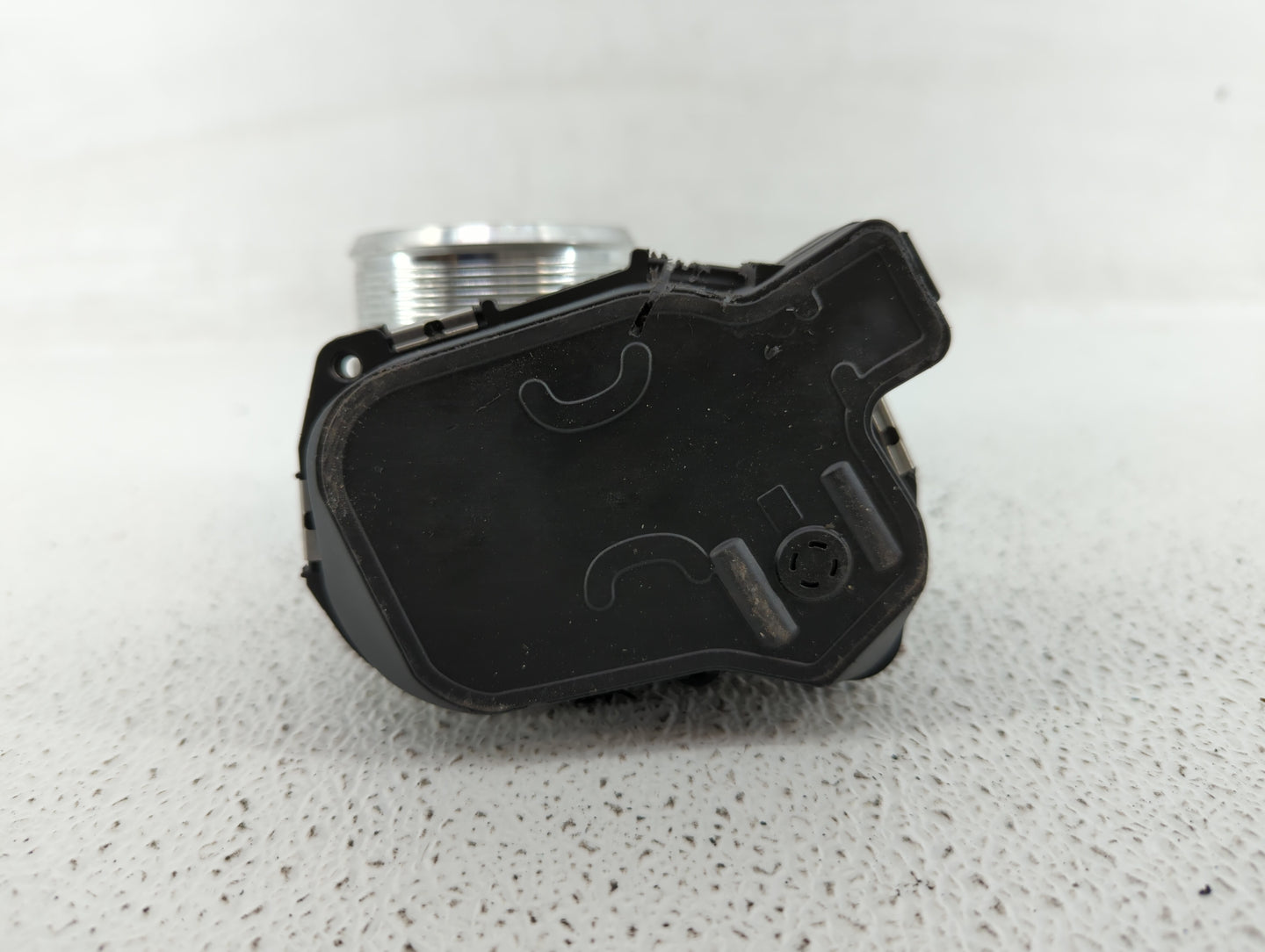 2005-2016 Audi A4 Throttle Body P/N:06F 133 062 Q 06F 133 062 J Fits OEM Used Auto Parts - Oemusedautoparts1.com