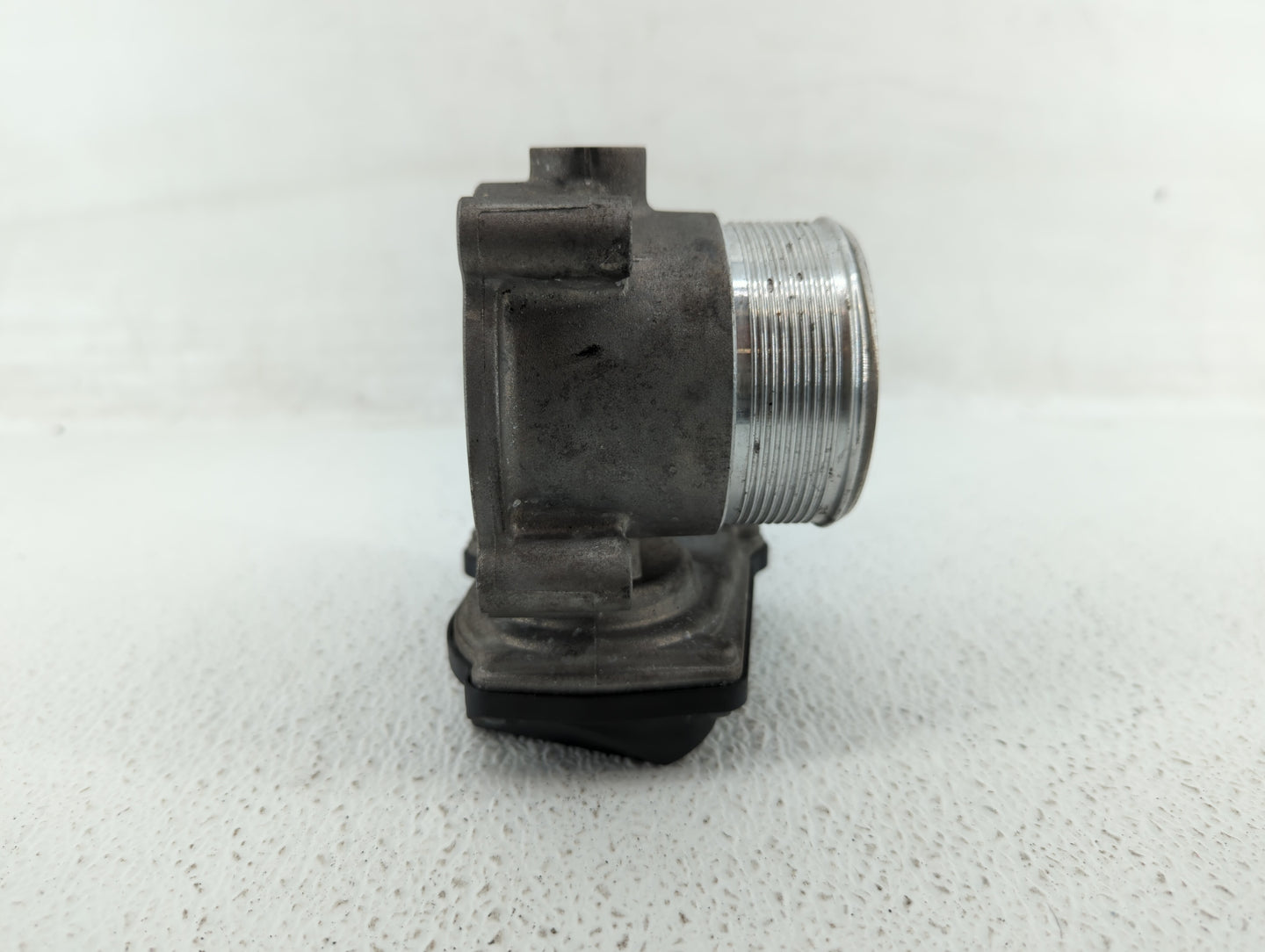 2005-2016 Audi A4 Throttle Body P/N:06F 133 062 T 06F 133 062 Q Fits OEM Used Auto Parts - Oemusedautoparts1.com