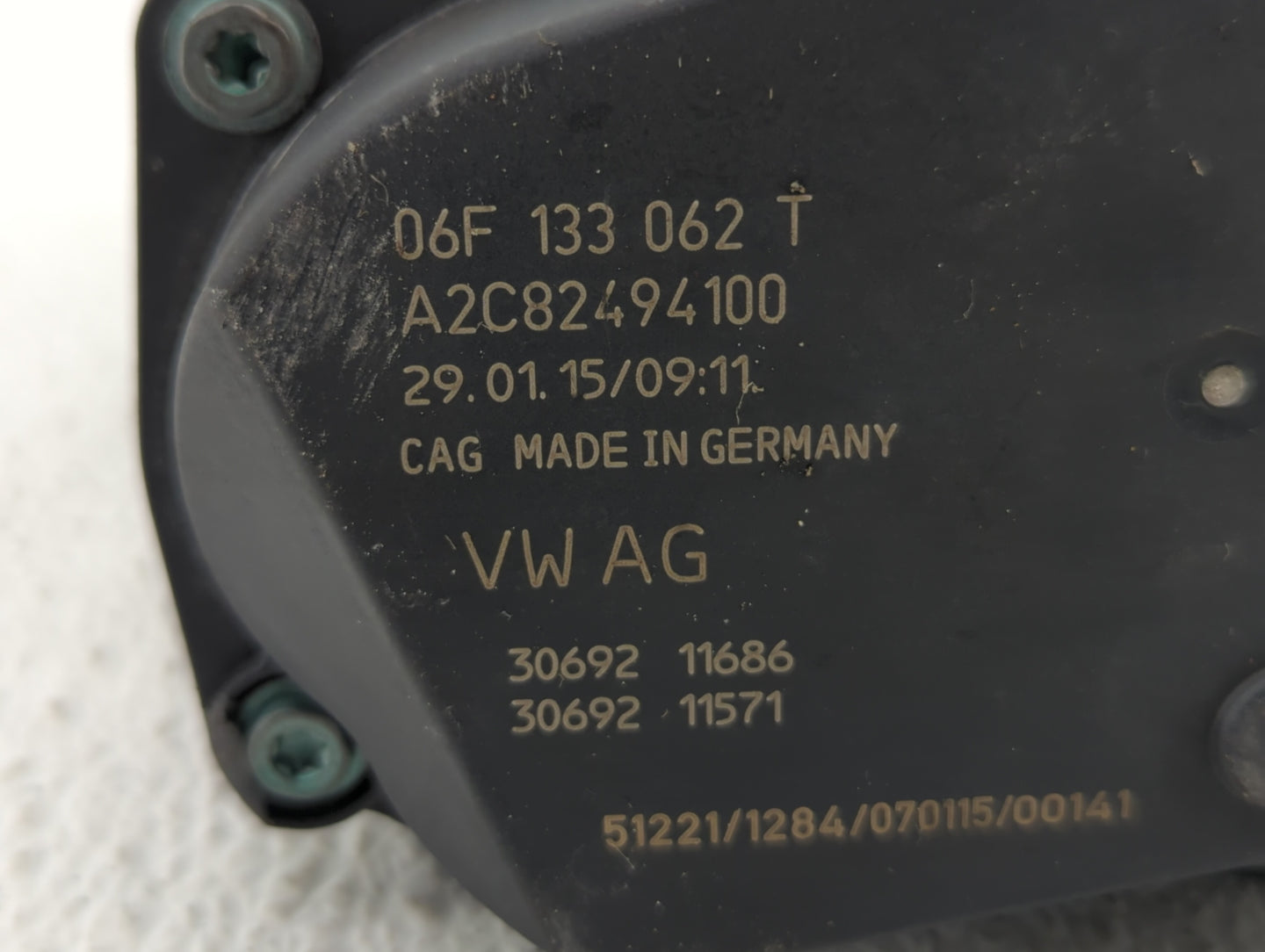 2005-2016 Audi A4 Throttle Body P/N:06F 133 062 T 06F 133 062 Q Fits OEM Used Auto Parts - Oemusedautoparts1.com