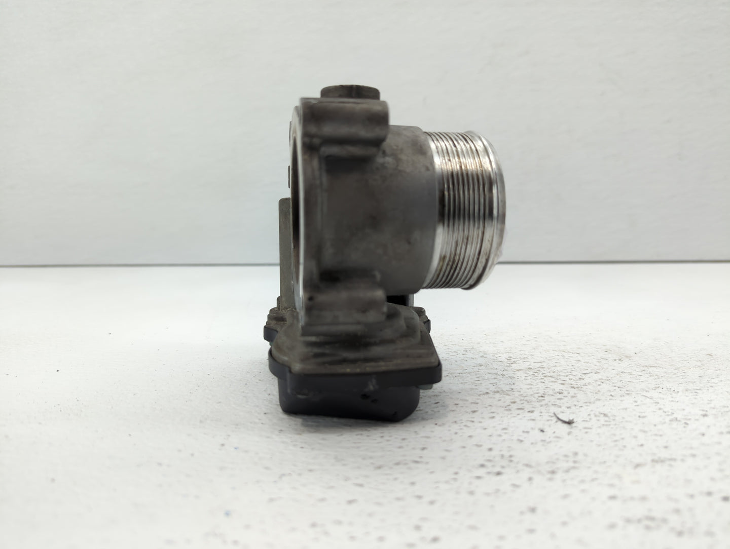 2005-2016 Audi A4 Throttle Body P/N:06F 133 062 T 06F 133 062 Q Fits OEM Used Auto Parts - Oemusedautoparts1.com