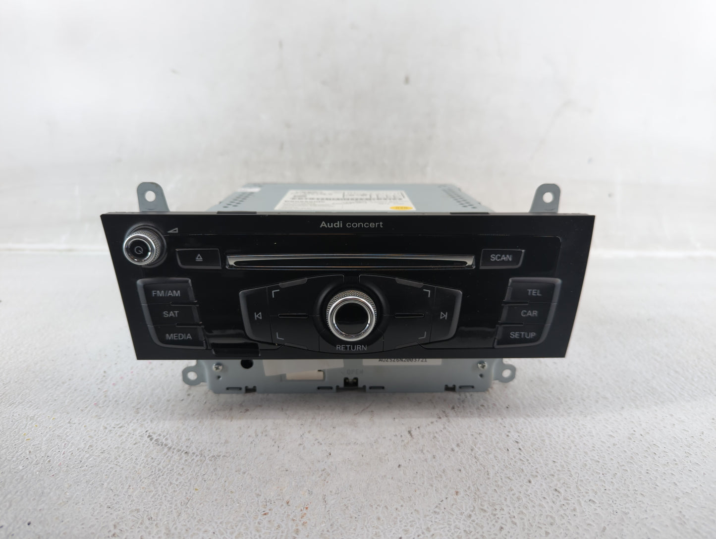 2013-2016 Audi A4 Am Fm Cd Player Radio Receiver - Oemusedautoparts1.com
