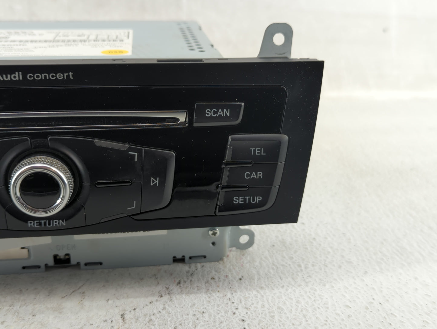 2013-2016 Audi A4 Am Fm Cd Player Radio Receiver - Oemusedautoparts1.com