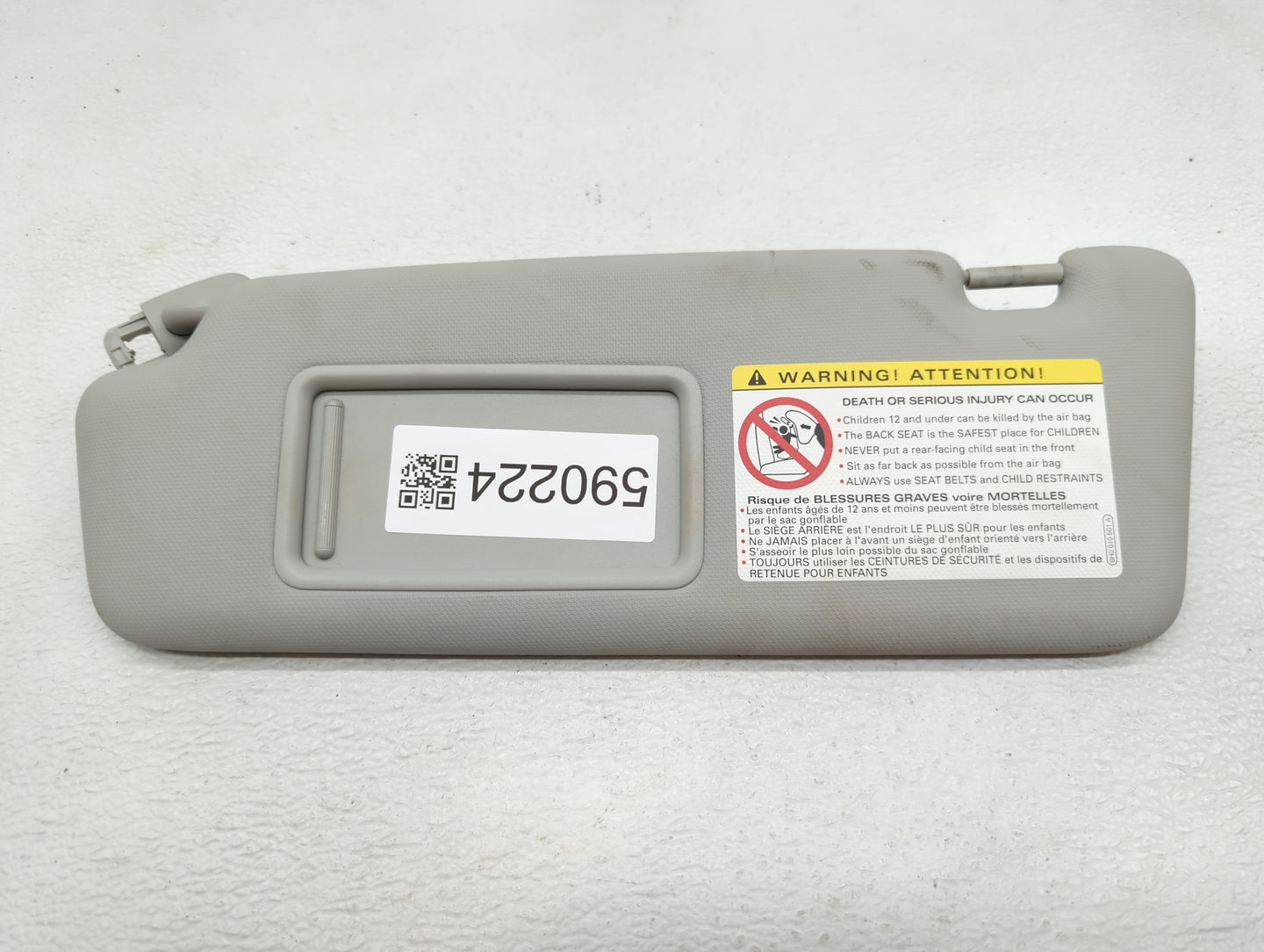 2013-2016 Audi A4 Sun Visor Shade Replacement Driver Left Mirror Fits Fits 2013 2014 2015 2016 OEM Used Auto Parts - Oemused