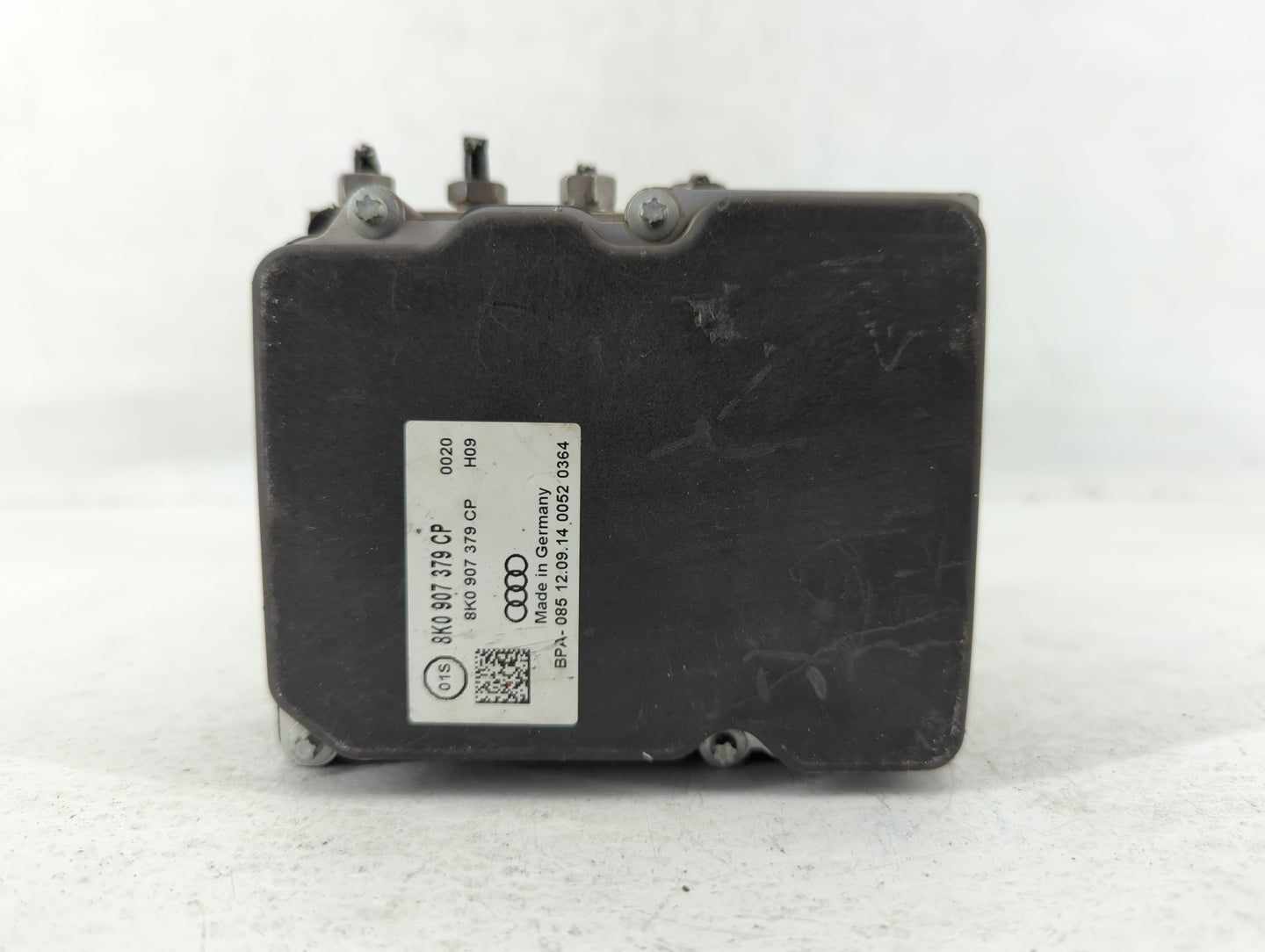 2014-2016 Audi A4 ABS Pump Control Module Replacement P/N:8K0 907 379 CP Fits Fits 2014 2015 2016 2017 OEM Used Auto Parts -