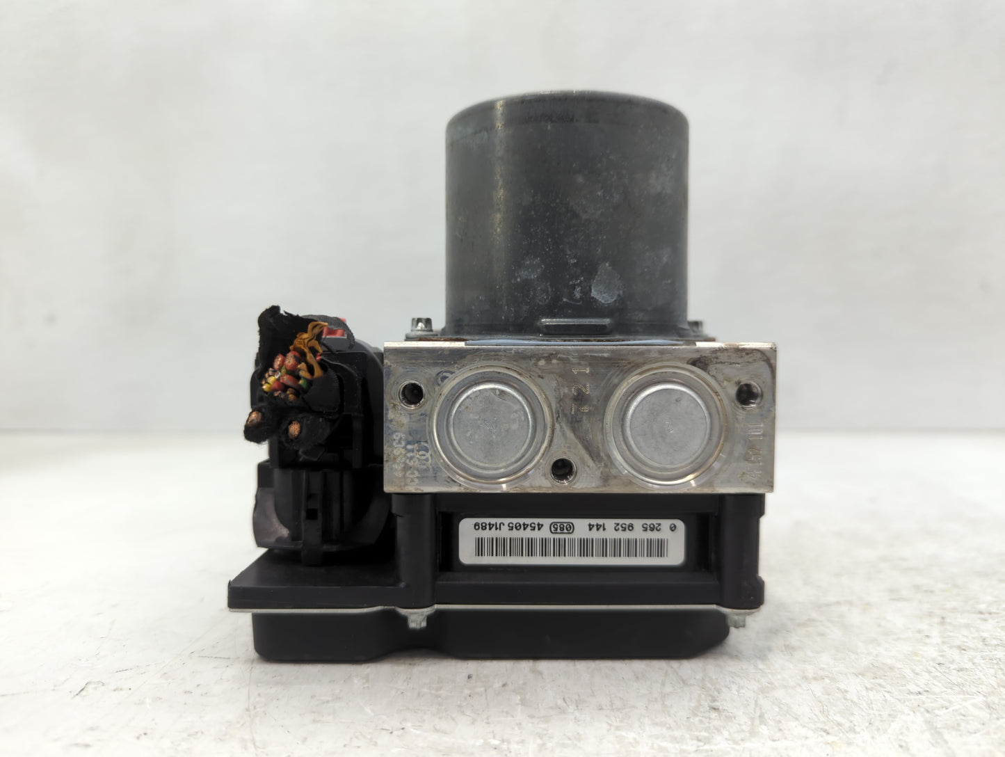 2014-2017 Audi A5 ABS Pump Control Module Replacement P/N:8K0 614 517 HA Fits Fits 2014 2015 2016 2017 OEM Used Auto Parts -