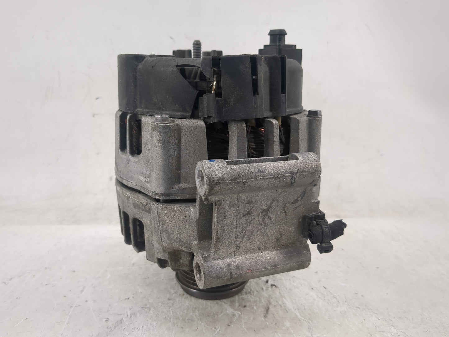 2013-2017 Audi A5 Alternator Replacement Generator Charging Assembly Engine OEM P/N:2614129D 06H 903 017 K Fits OEM Used Aut