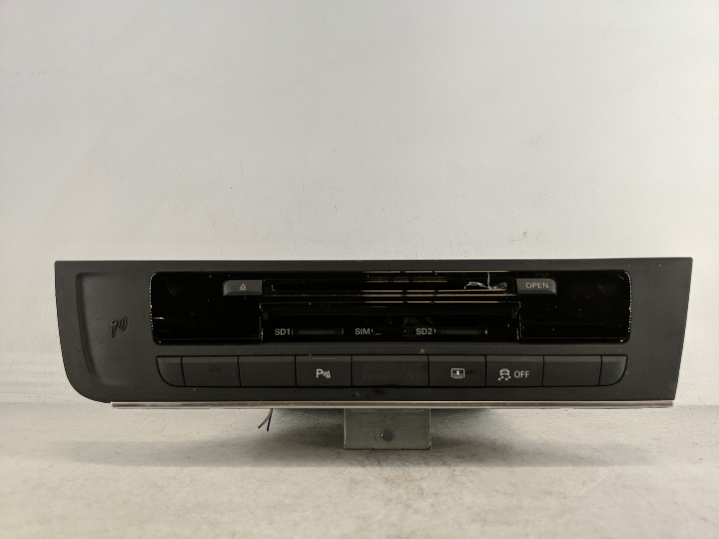 2012-2015 Audi A6 Radio AM FM Cd Player Receiver Replacement Fits Fits 2012 2013 2014 2015 OEM Used Auto Parts - Oemusedauto