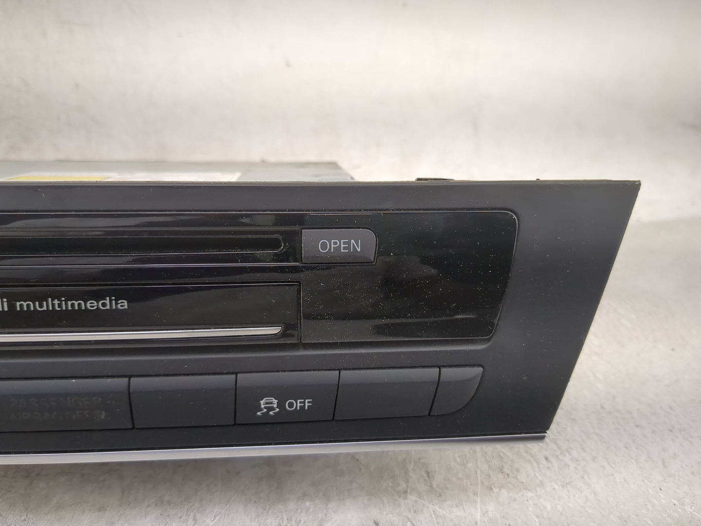2012-2015 Audi A6 Multi Media Audio Radio Receiver Player Oem - Oemusedautoparts1.com