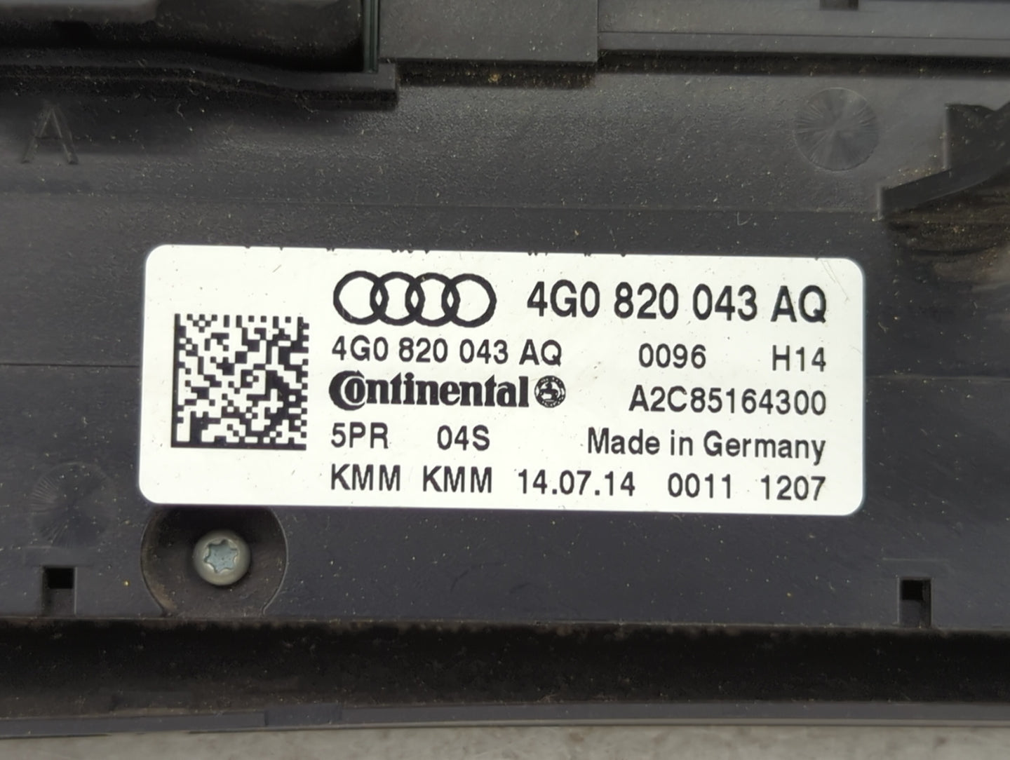 2014-2017 Audi A6 Climate Control Module Temperature AC/Heater Replacement P/N:4G0 820 043 AQ Fits OEM Used Auto Parts - Oem