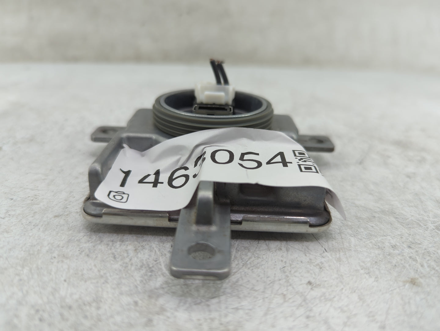 2015 Audi A6 Headlight Ballast Head Light 1463054 - Oemusedautoparts1.com