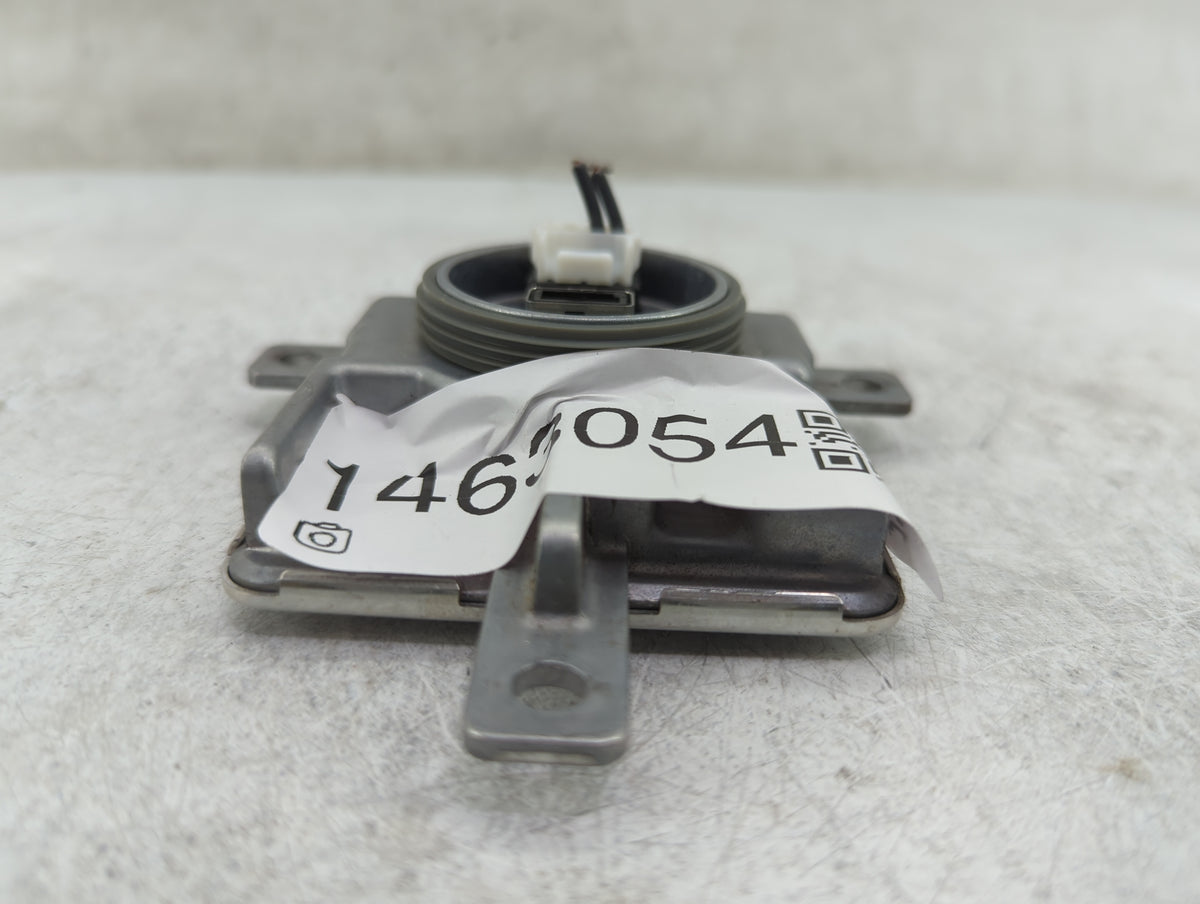 2015 Audi A6 Headlight Ballast Head Light 1463054 - Oemusedautoparts1.com