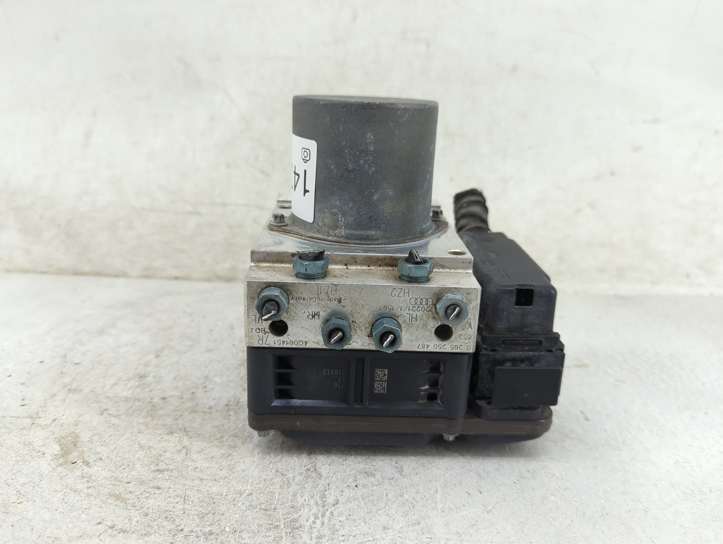 2015 Audi A6 ABS Pump Control Module Replacement P/N:4G0614517R 0265250487, 4G0907379H, 0265960420 Fits OEM Used Auto Parts 
