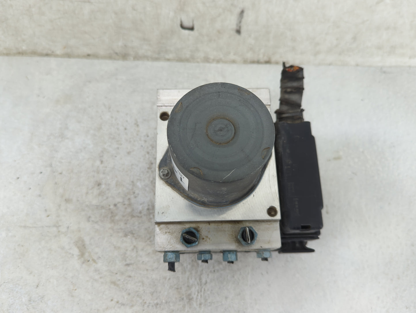 2015 Audi A6 ABS Pump Control Module Replacement P/N:4G0614517R 0265250487, 4G0907379H, 0265960420 Fits OEM Used Auto Parts 