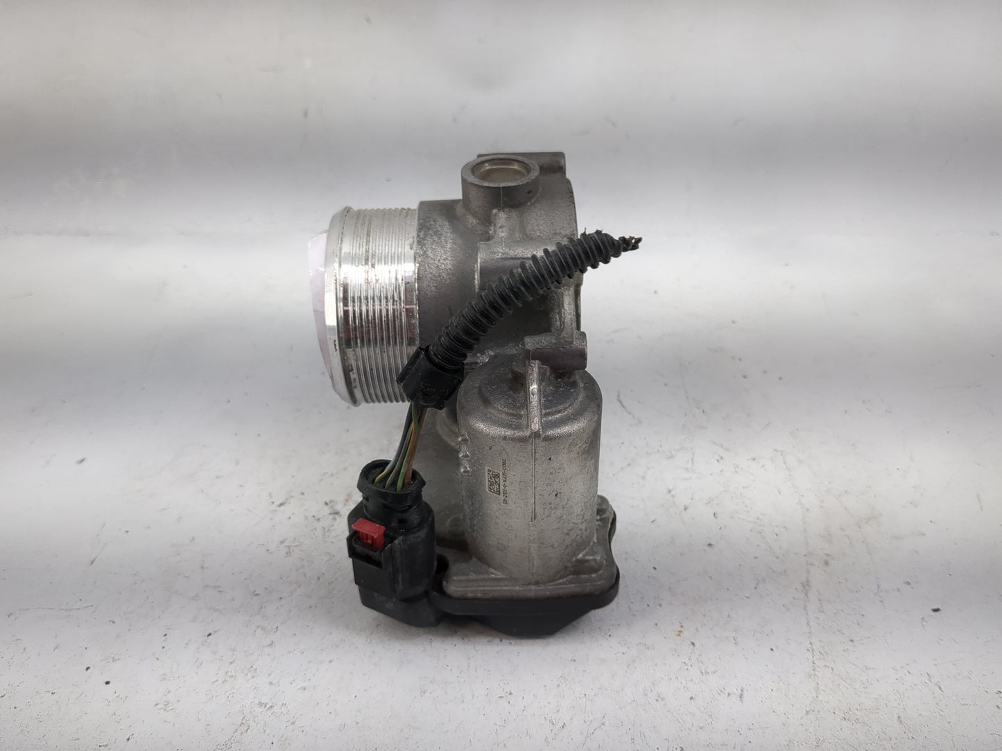 2012-2018 Audi A6 Throttle Body P/N:06F133062T A2C82494100 Fits OEM Used Auto Parts - Oemusedautoparts1.com