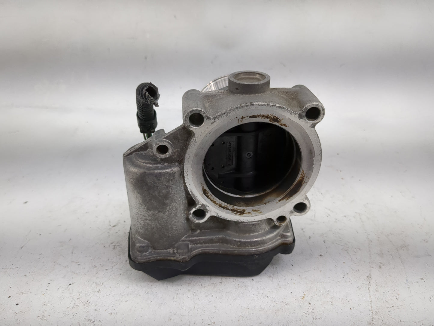 2012-2018 Audi A6 Throttle Body P/N:06F133062T A2C82494100 Fits OEM Used Auto Parts - Oemusedautoparts1.com