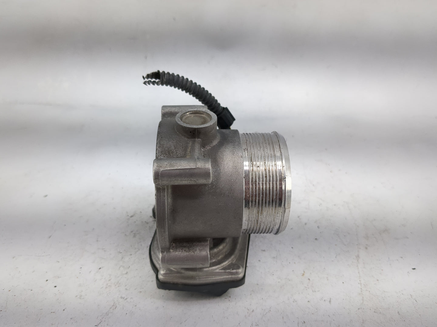 2012-2018 Audi A6 Throttle Body P/N:06F133062T A2C82494100 Fits OEM Used Auto Parts - Oemusedautoparts1.com