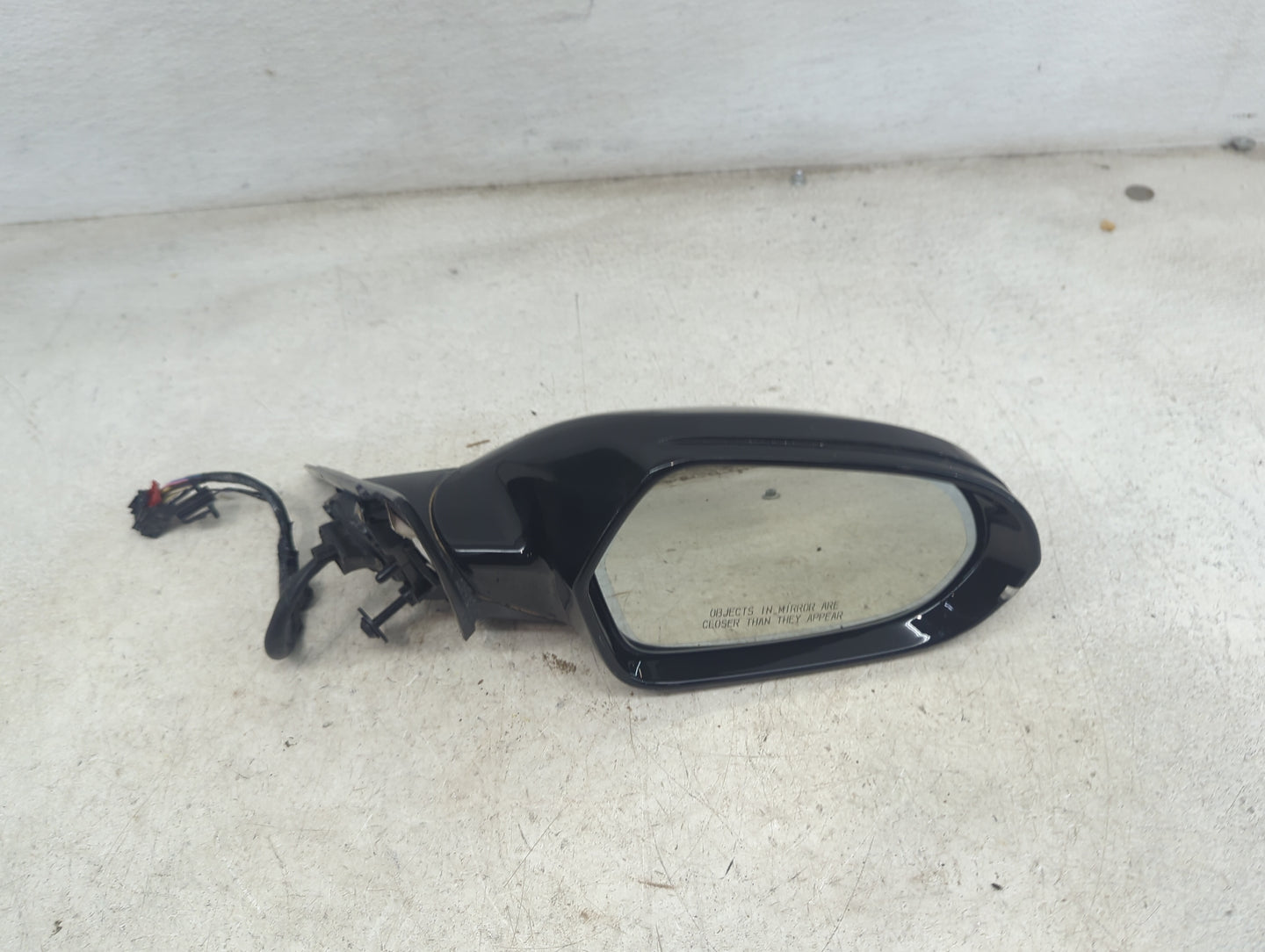 2014-2018 Audi A6 Passenger Side View Mirror - Right Door Mirror OEM Used - Oemusedautoparts1.com