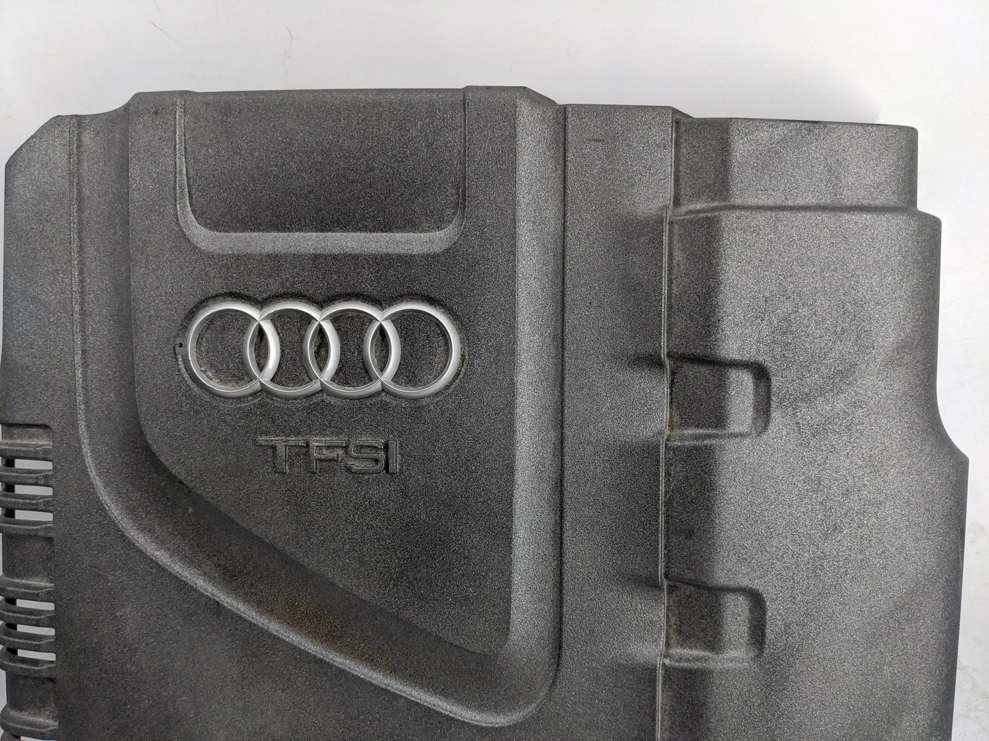 2015 Audi A6 Engine Cover Black - Oemusedautoparts1.com