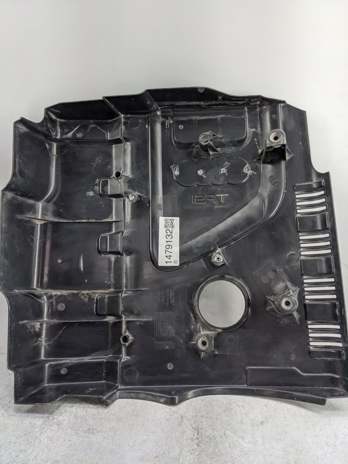 2015 Audi A6 Engine Cover Black - Oemusedautoparts1.com