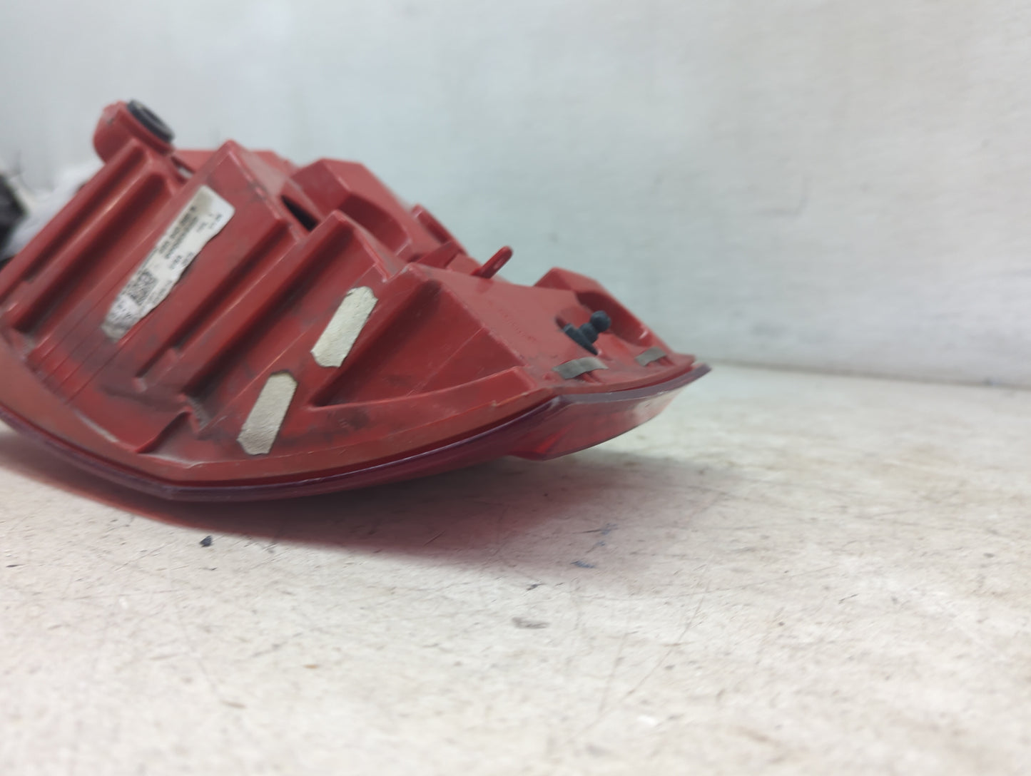 2012-2015 Audi A6 Tail Light Assembly Driver Left OEM P/N:4G5945095B 90003922 Fits Fits 2012 2013 2014 2015 OEM Used Auto Pa