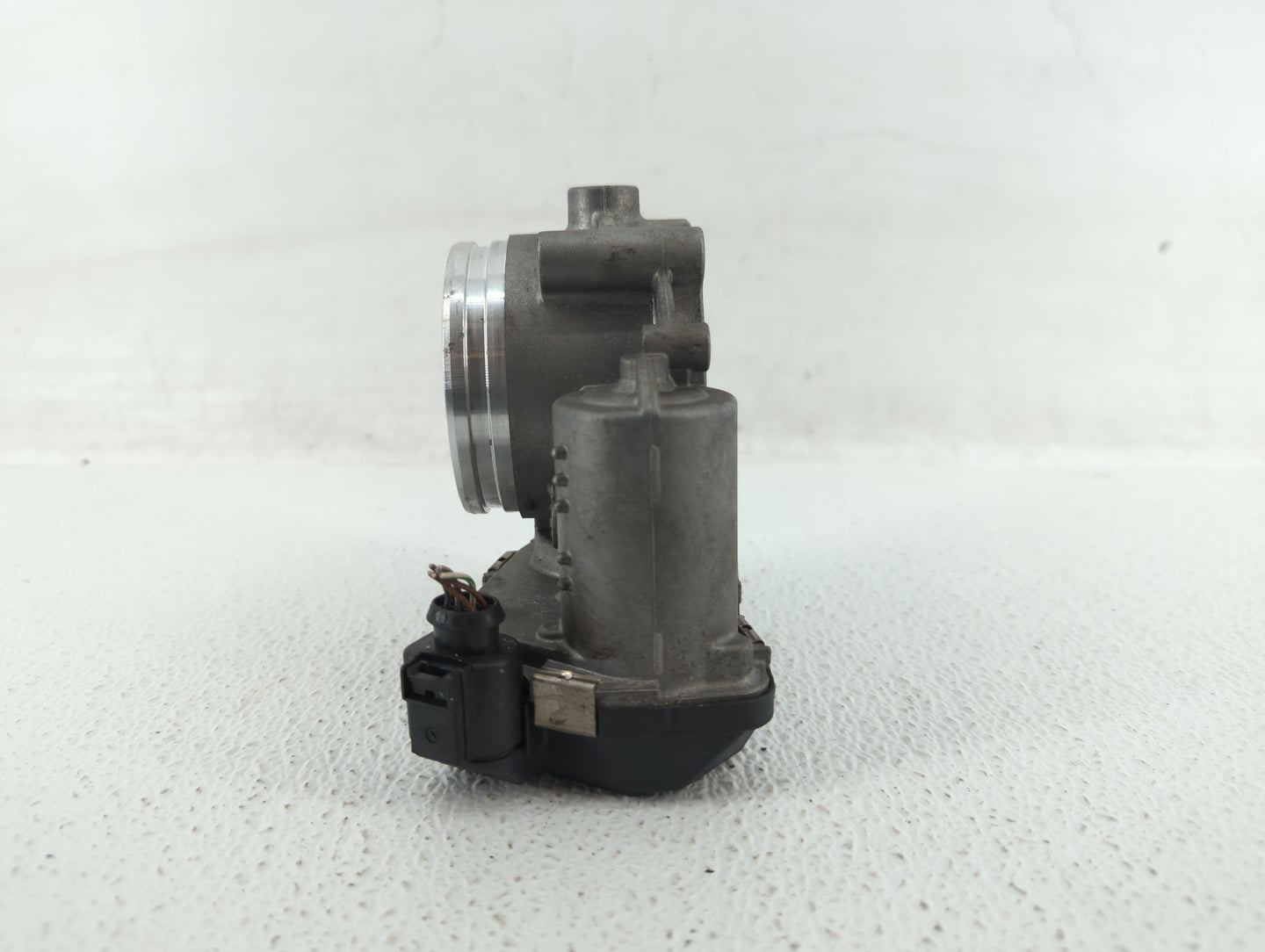 2009-2018 Audi A6 Throttle Body P/N:06E 133 062 H 06E 133 062 G Fits OEM Used Auto Parts - Oemusedautoparts1.com